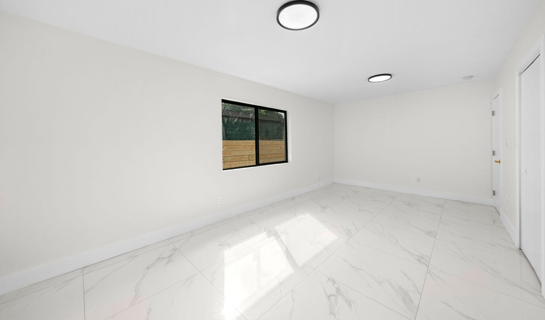 1367 41st St, Miami FL  33142-4889 exterior