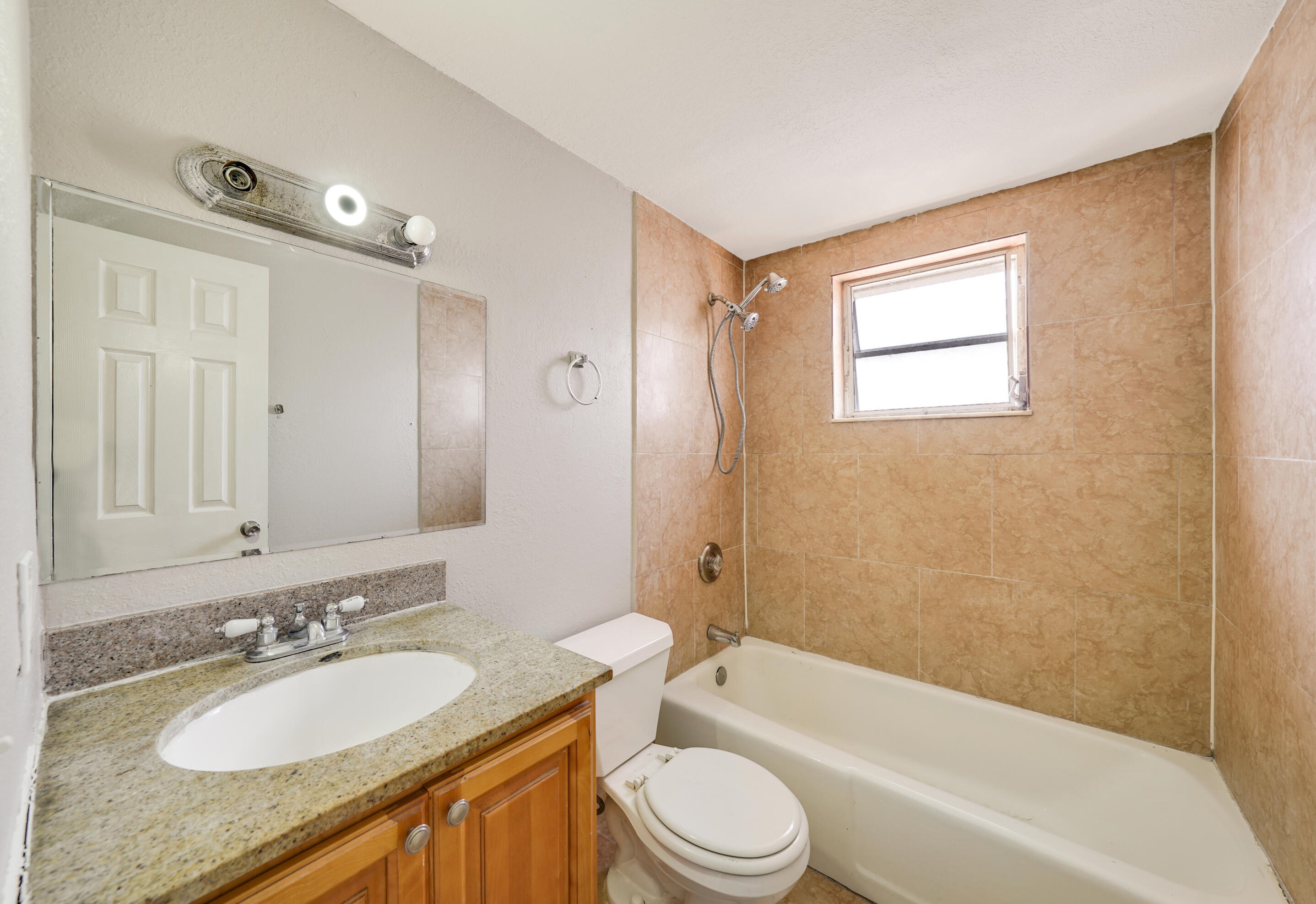 125 Hart St, Lake Worth FL  33462-4617 exterior