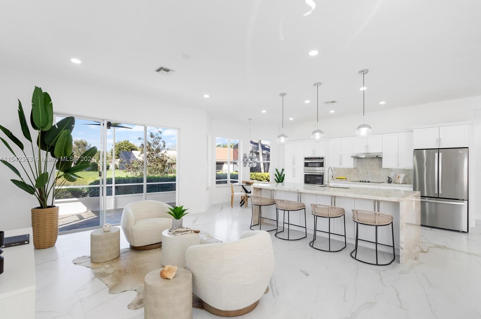 6635 Bali Hai Dr, Boynton Beach FL 33437-7046 exterior