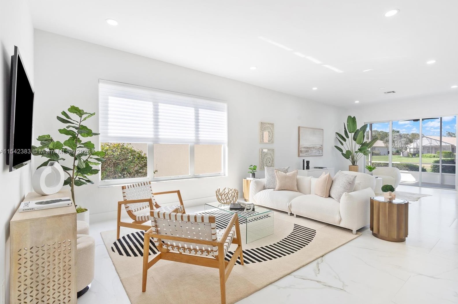 6635 Bali Hai Dr, Boynton Beach FL 33437-7046 exterior