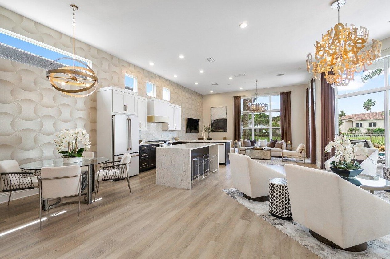 156 Sunset Bay Dr, West Palm Beach FL  33418-4587 exterior