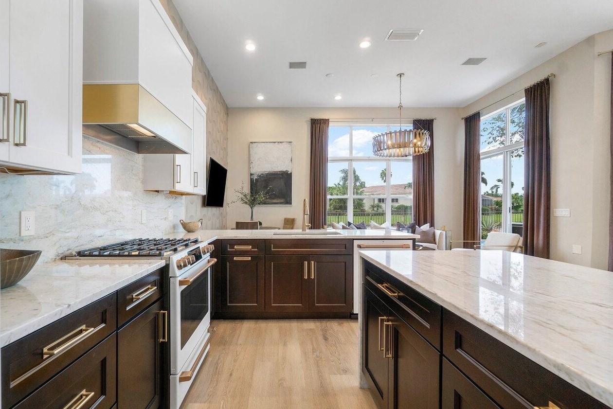 156 Sunset Bay Dr, West Palm Beach FL  33418-4587 exterior