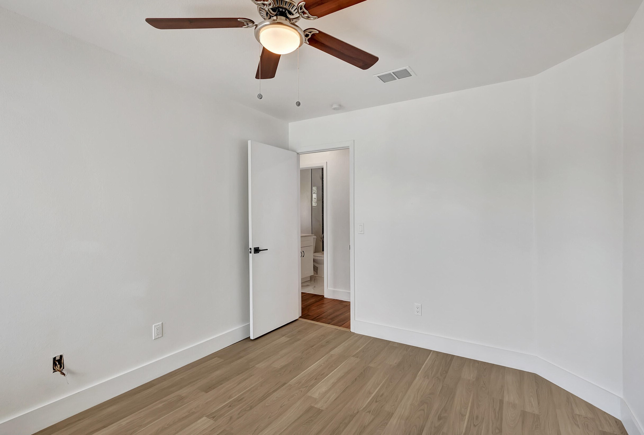 2041 Rainier Rd, Fort Pierce FL  34952-7613 exterior