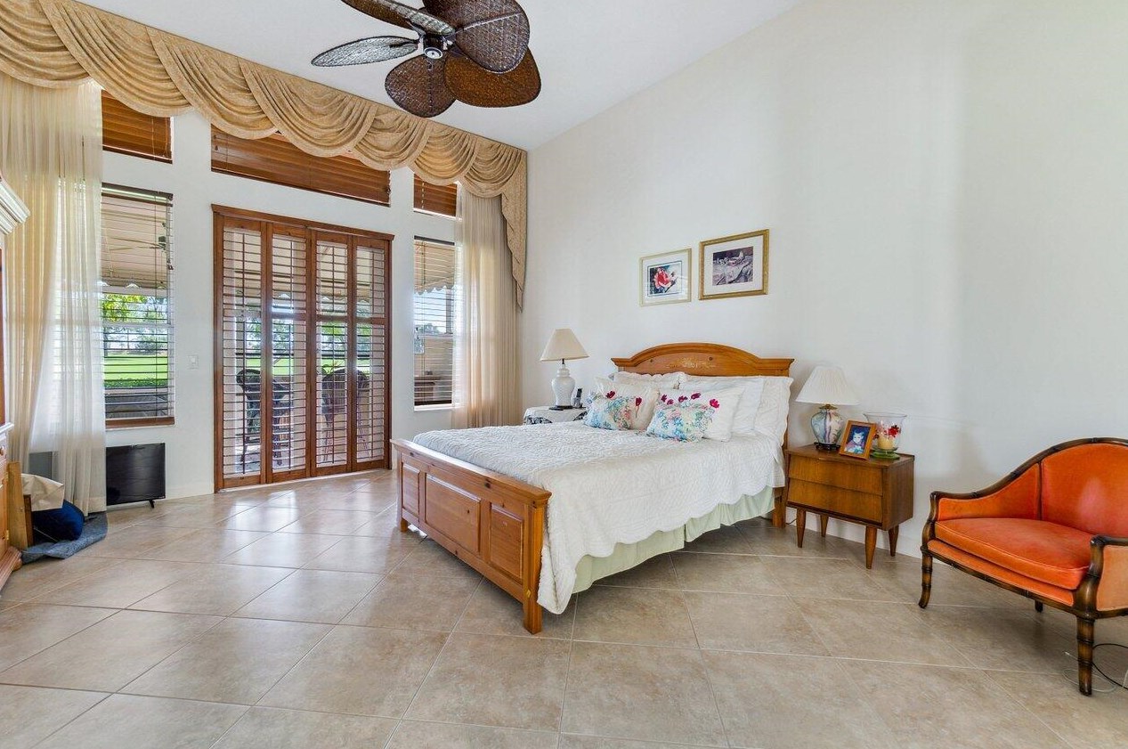 109 Coral Cay Dr, West Palm Beach FL  33418-4005 exterior