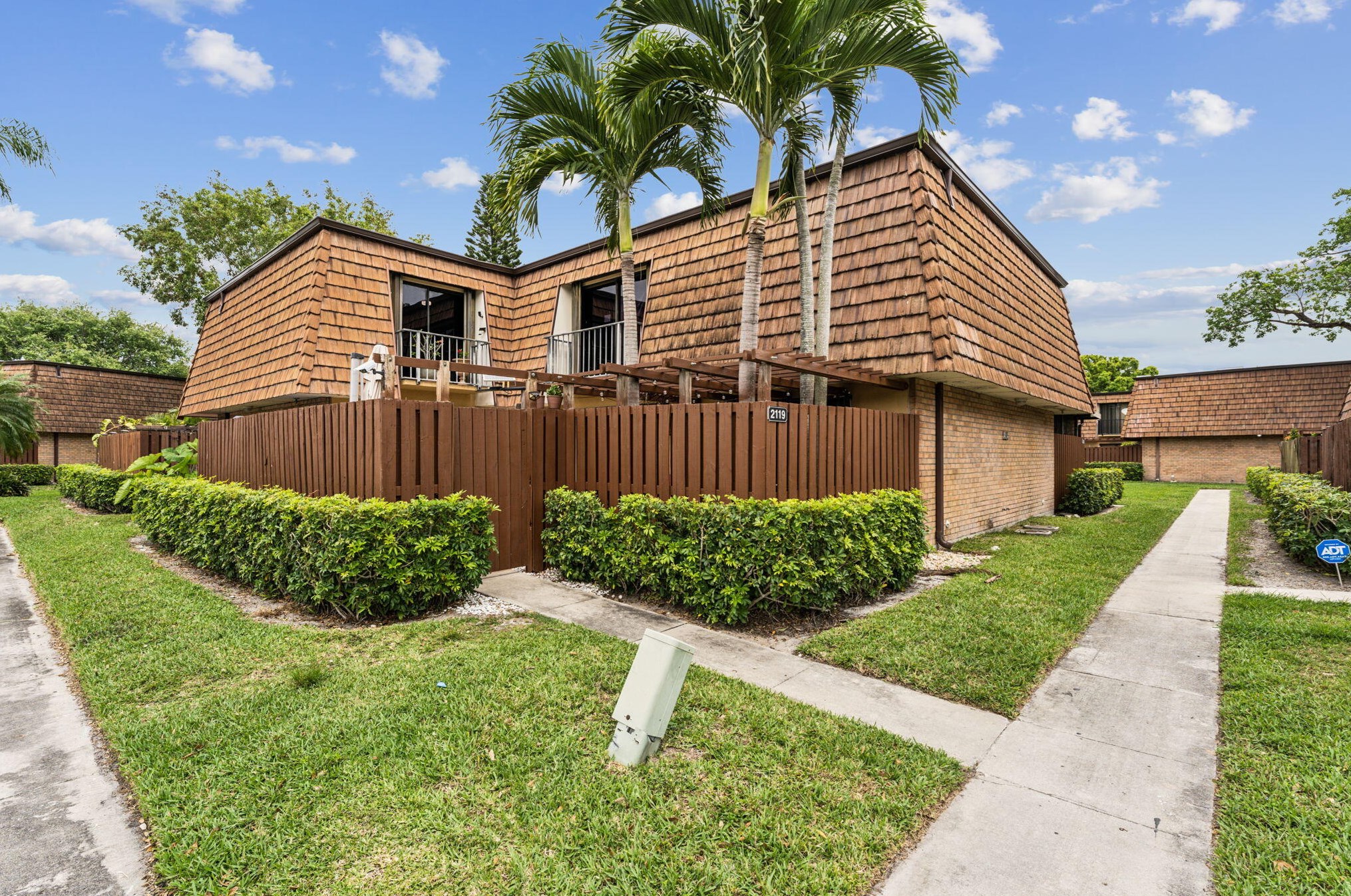 2119 21st Ln, Lake Worth FL  33463-4260 exterior