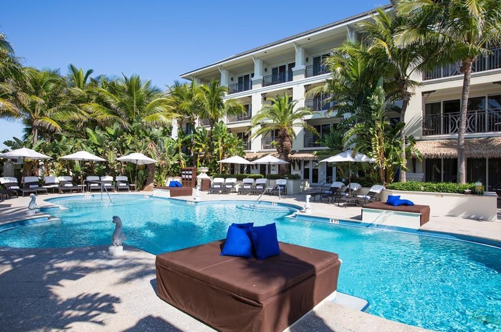 3500 Ocean Dr, Vero Beach FL  32963-1621 exterior