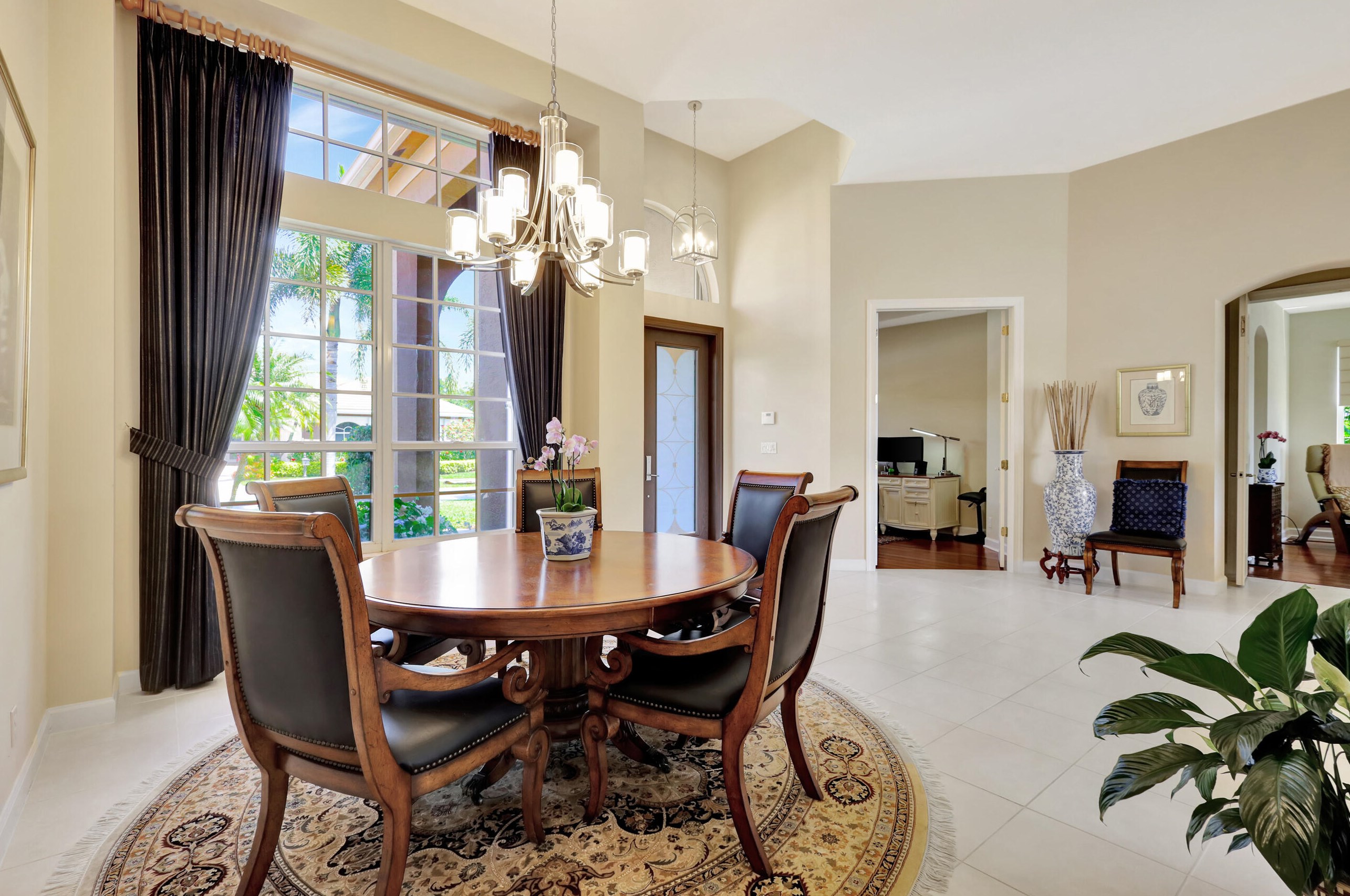 8984 Lakes Blvd, West Palm Beach FL  33412-1550 exterior