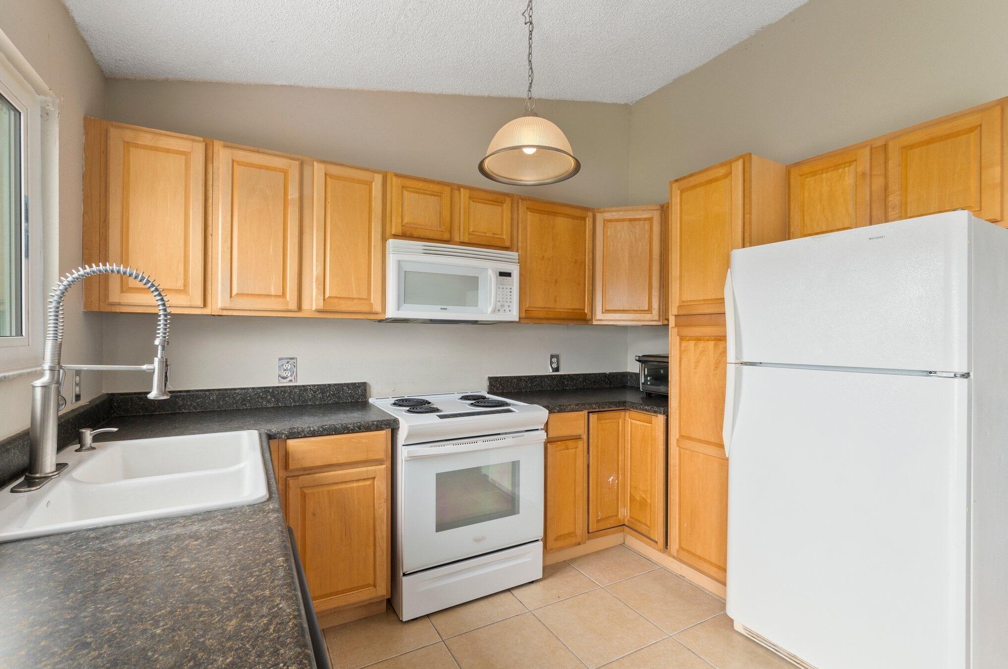 731 Bayard Ave, Fort Pierce FL  34983-1071 exterior