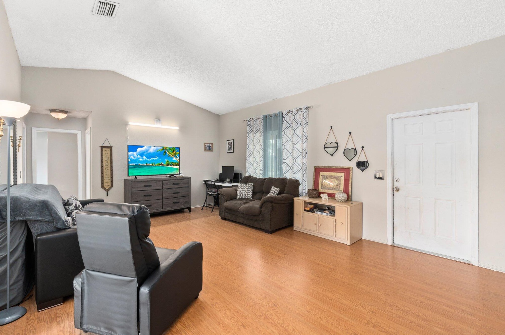 731 Bayard Ave, Fort Pierce FL  34983-1071 exterior