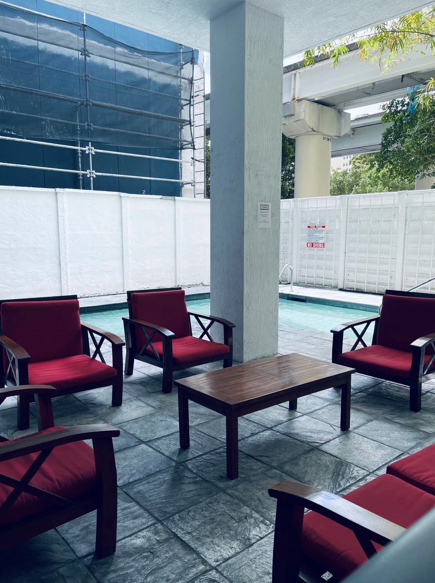 234 3rd St, Miami FL  33132-2215 exterior