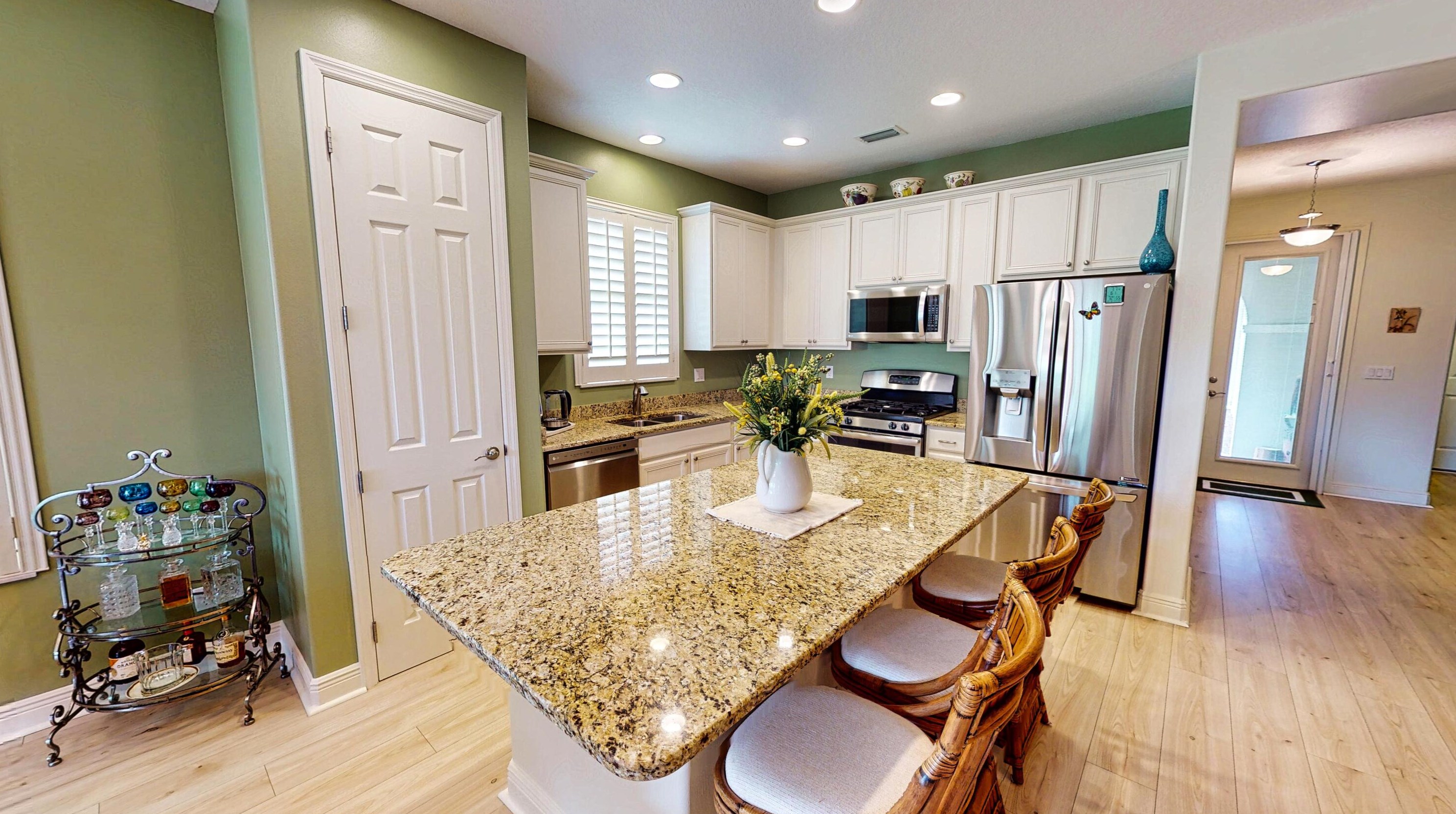 10088 Oak Tree Cir, Fort Pierce FL 34987-2454 exterior