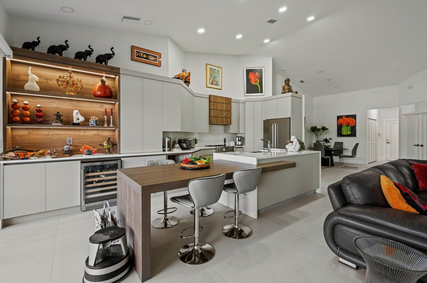 4690 Carlton Golf Dr, Lake Worth FL 33449-8133 exterior