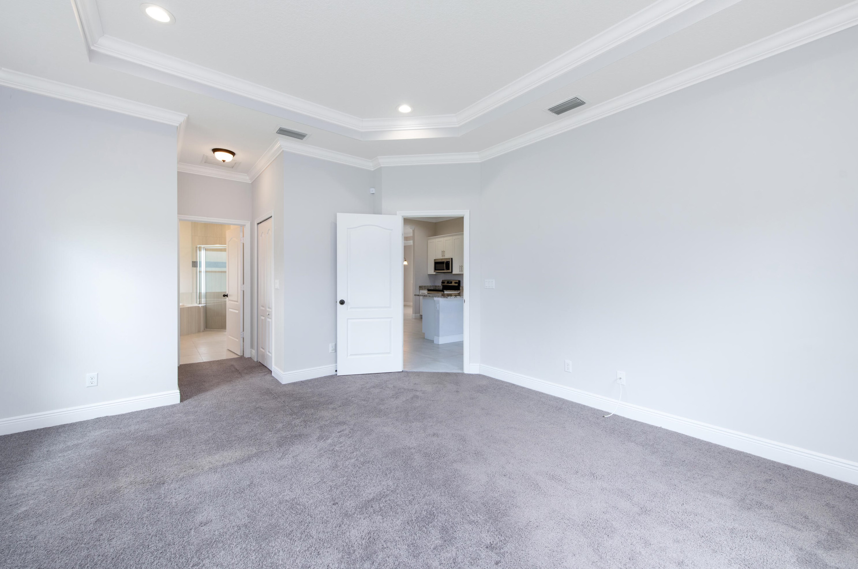 670 Gailbreath Ave, Fort Pierce FL 34953-7605 exterior