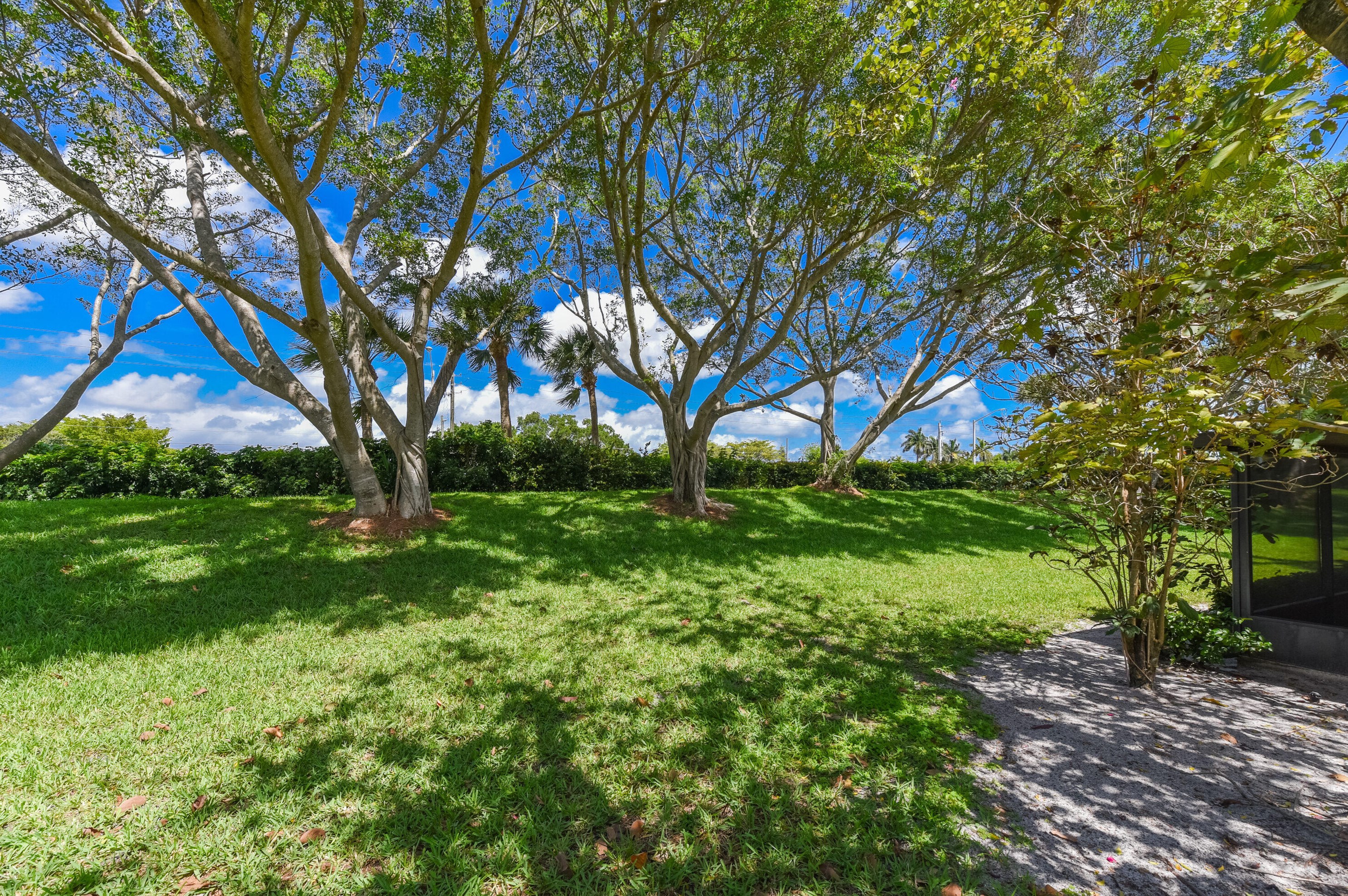 65 Via De Casas Norte, Boynton Beach FL  33426-8854 exterior