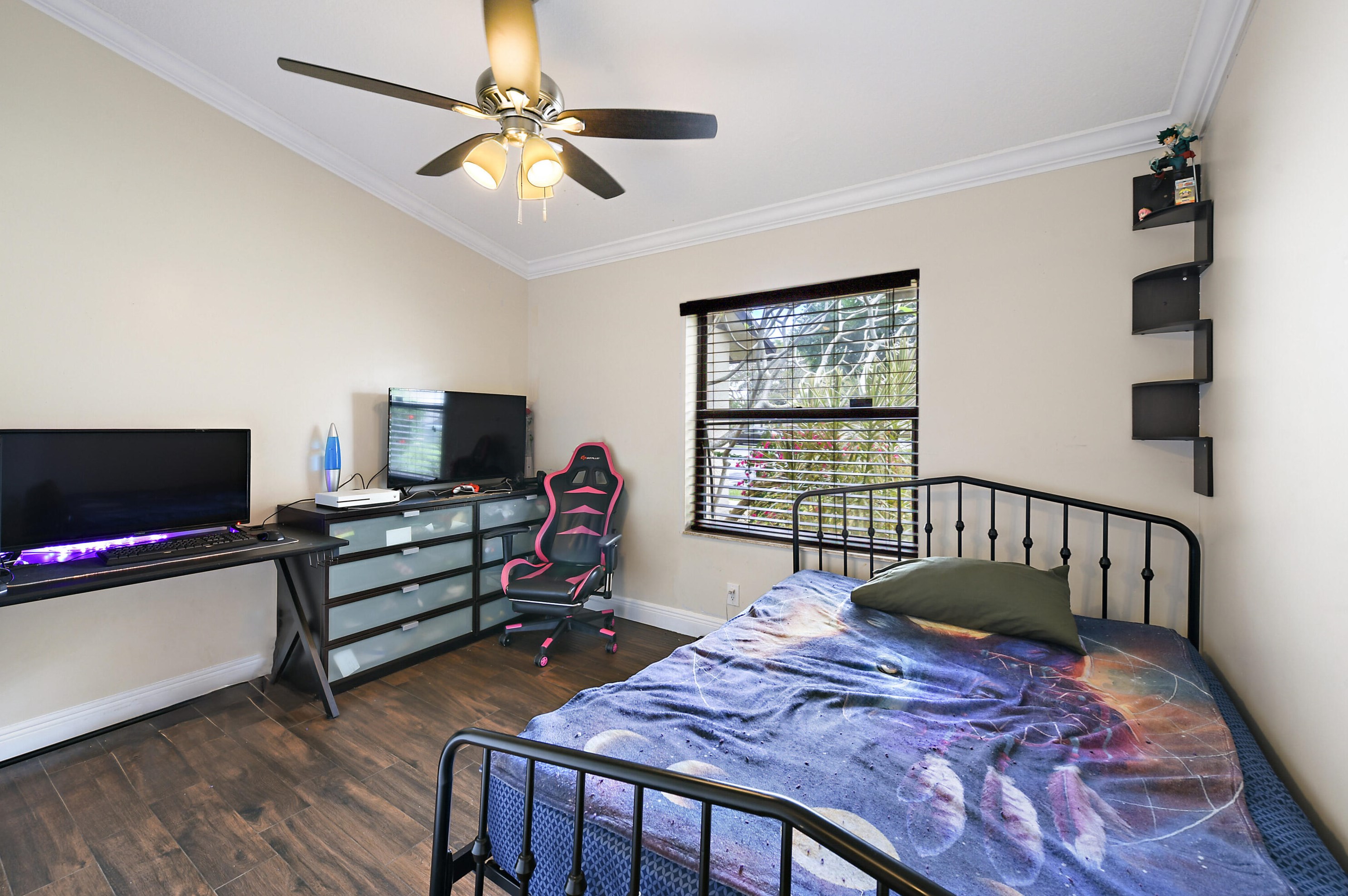 65 Via De Casas Norte, Boynton Beach FL  33426-8854 exterior