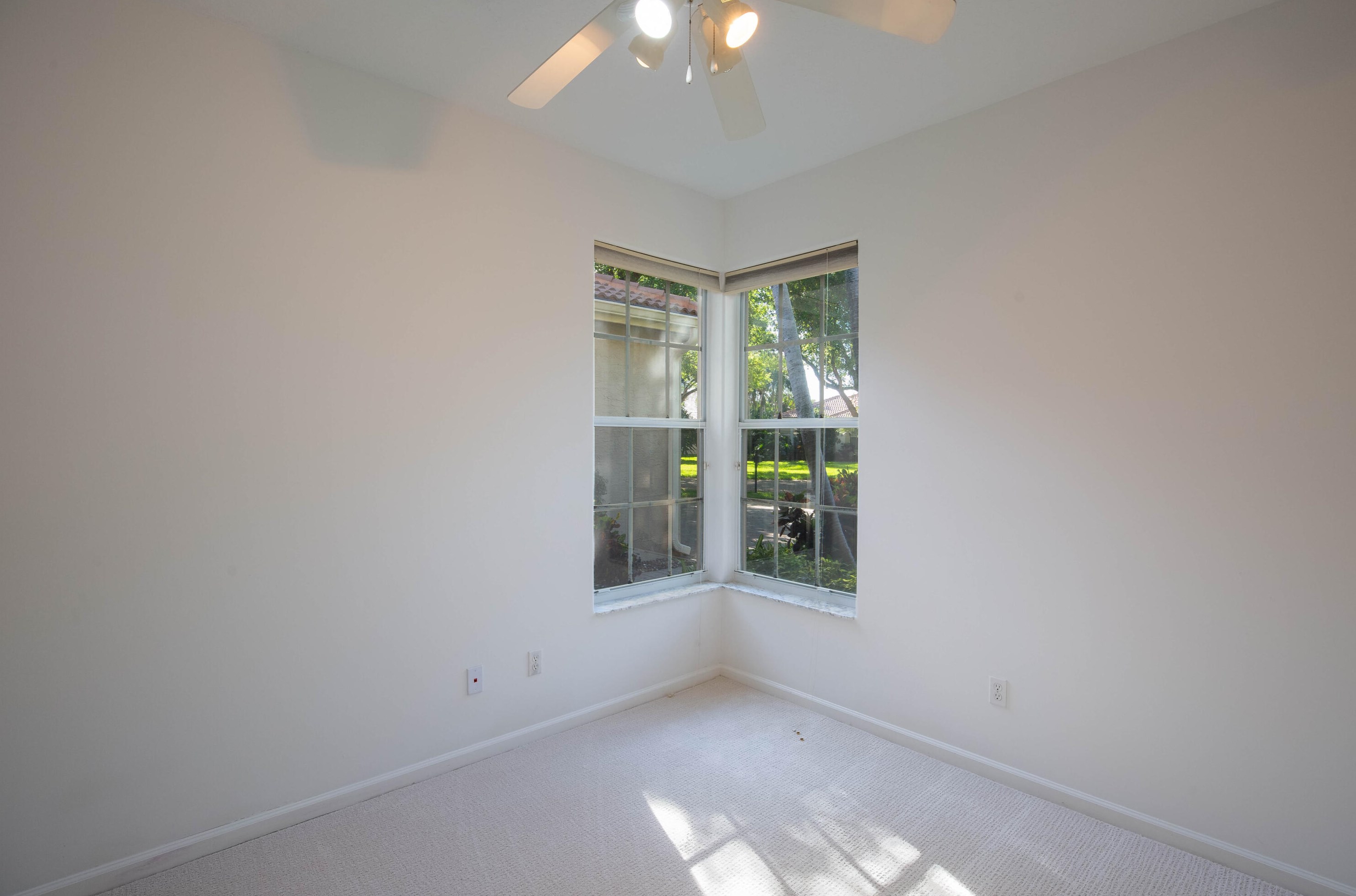 7327 Lahana Cir, Boynton Beach FL 33437-7171 exterior