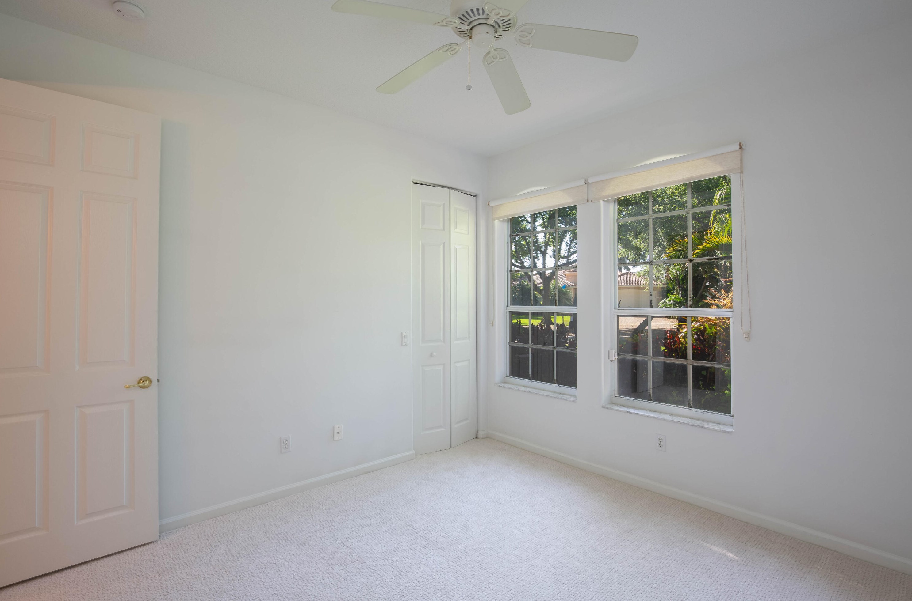 7327 Lahana Cir, Boynton Beach FL 33437-7171 exterior