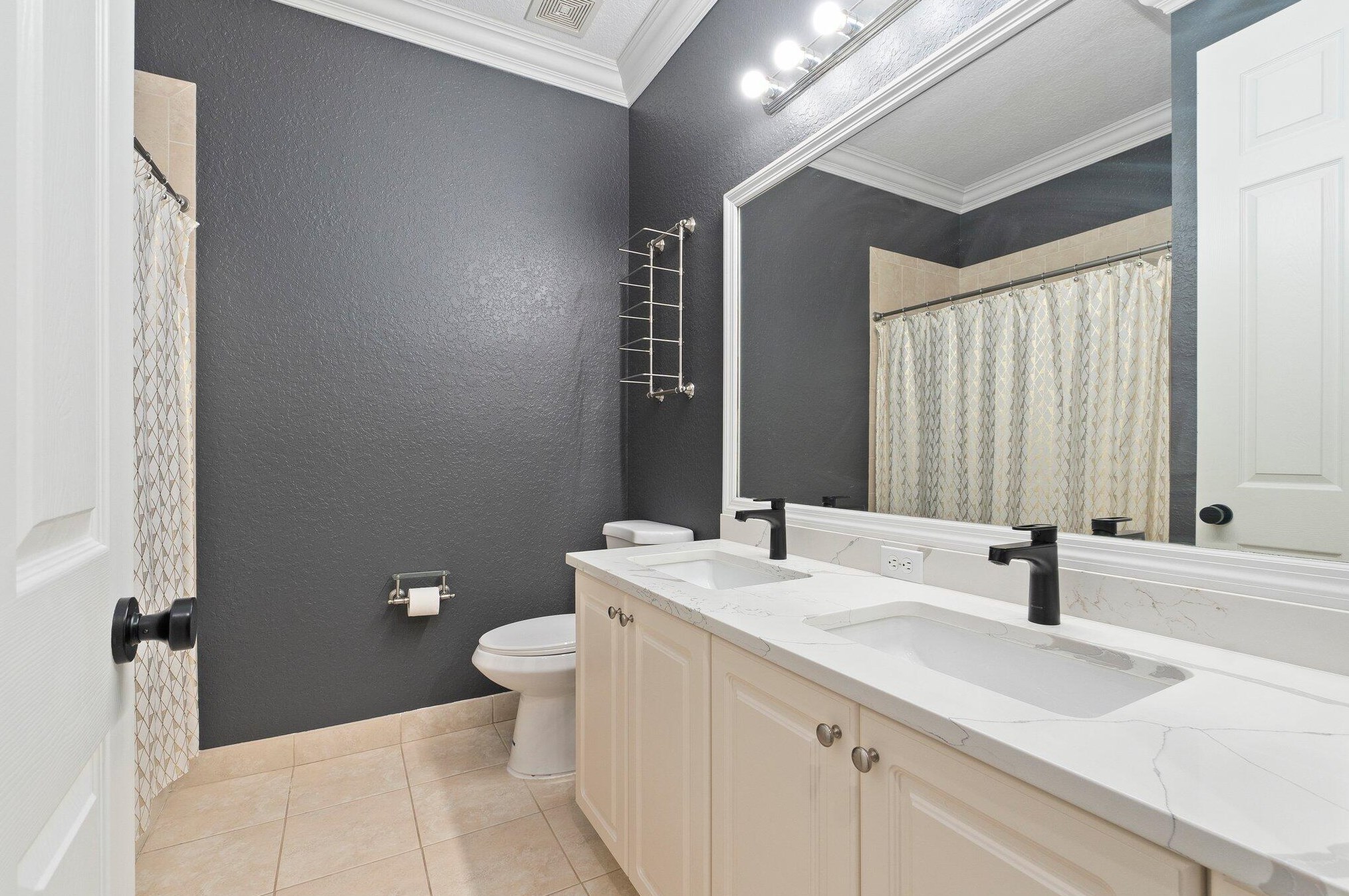 9931 Verona Cir, Vero Beach FL  32966-3125 exterior