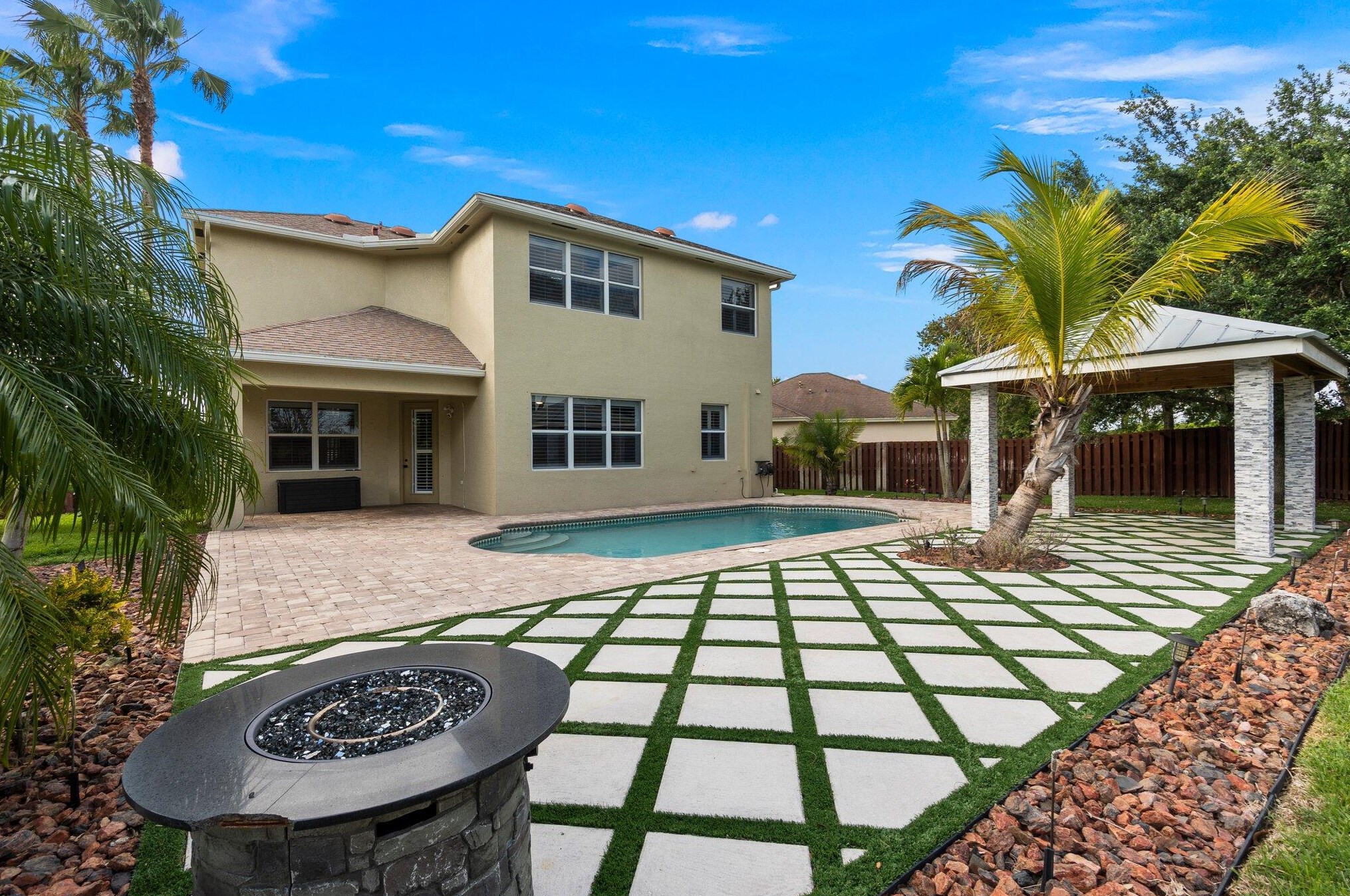 9931 Verona Cir, Vero Beach FL  32966-3125 exterior