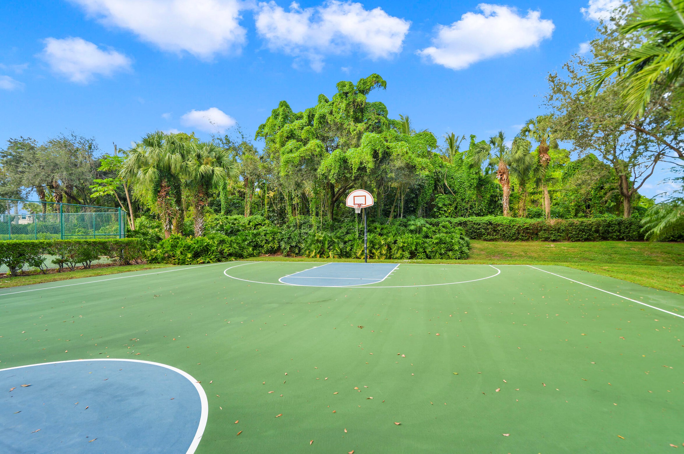 7336 Briella Dr, Boynton Beach FL 33437-3767 exterior