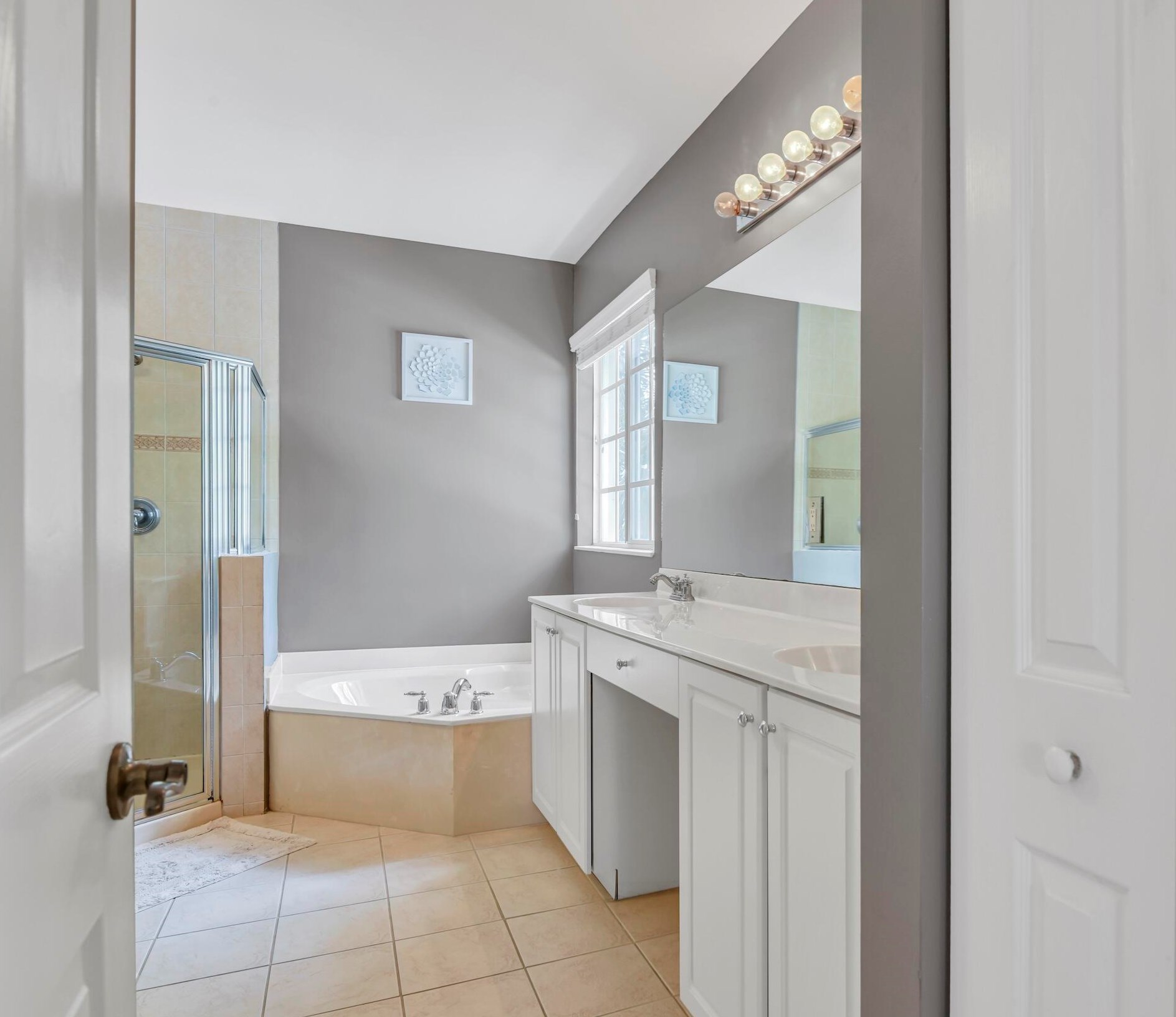 7336 Briella Dr, Boynton Beach FL 33437-3767 exterior