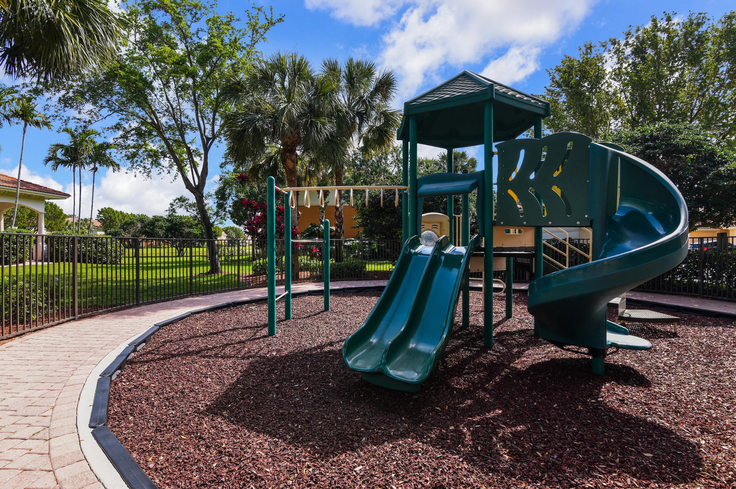 7336 Briella Dr, Boynton Beach FL 33437-3767 exterior