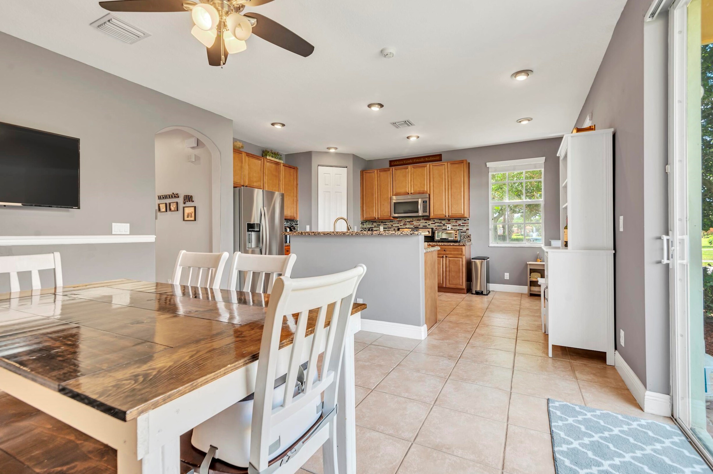 7336 Briella Dr, Boynton Beach FL 33437-3767 exterior