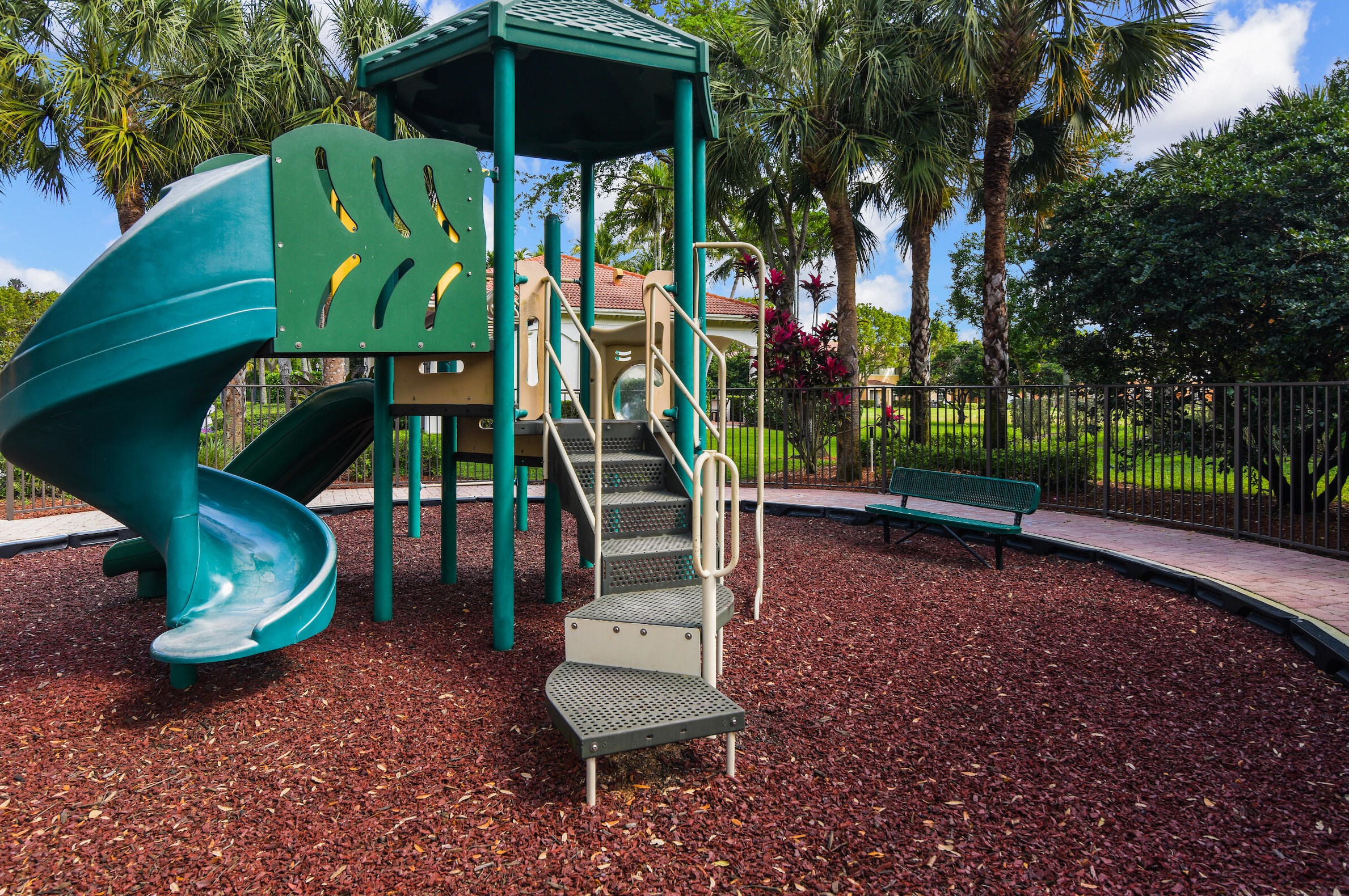 7336 Briella Dr, Boynton Beach FL 33437-3767 exterior