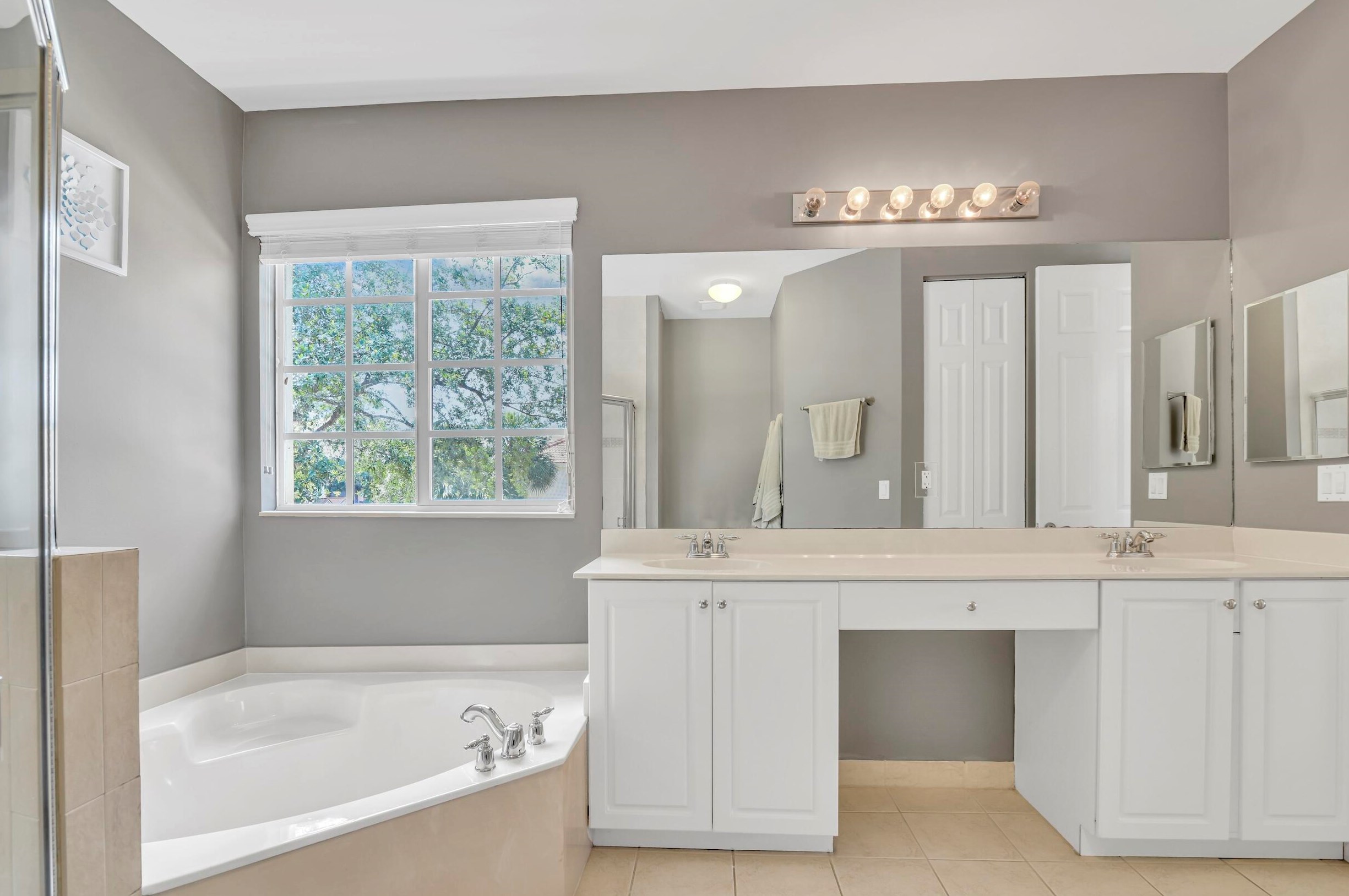 7336 Briella Dr, Boynton Beach FL 33437-3767 exterior