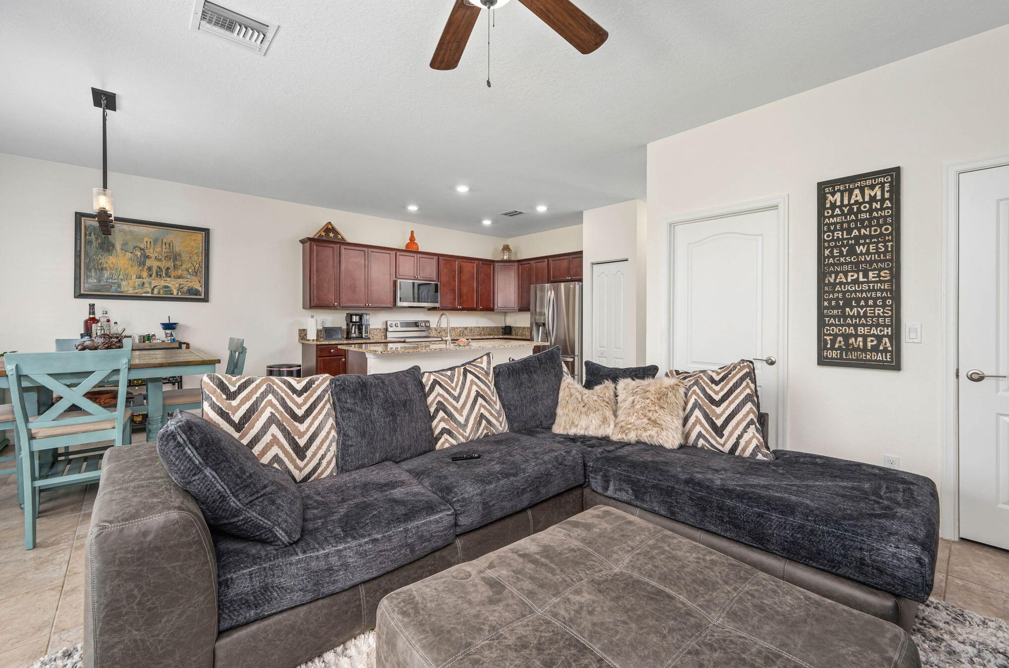 9896 Villa Cir, Vero Beach FL  32966-3138 exterior