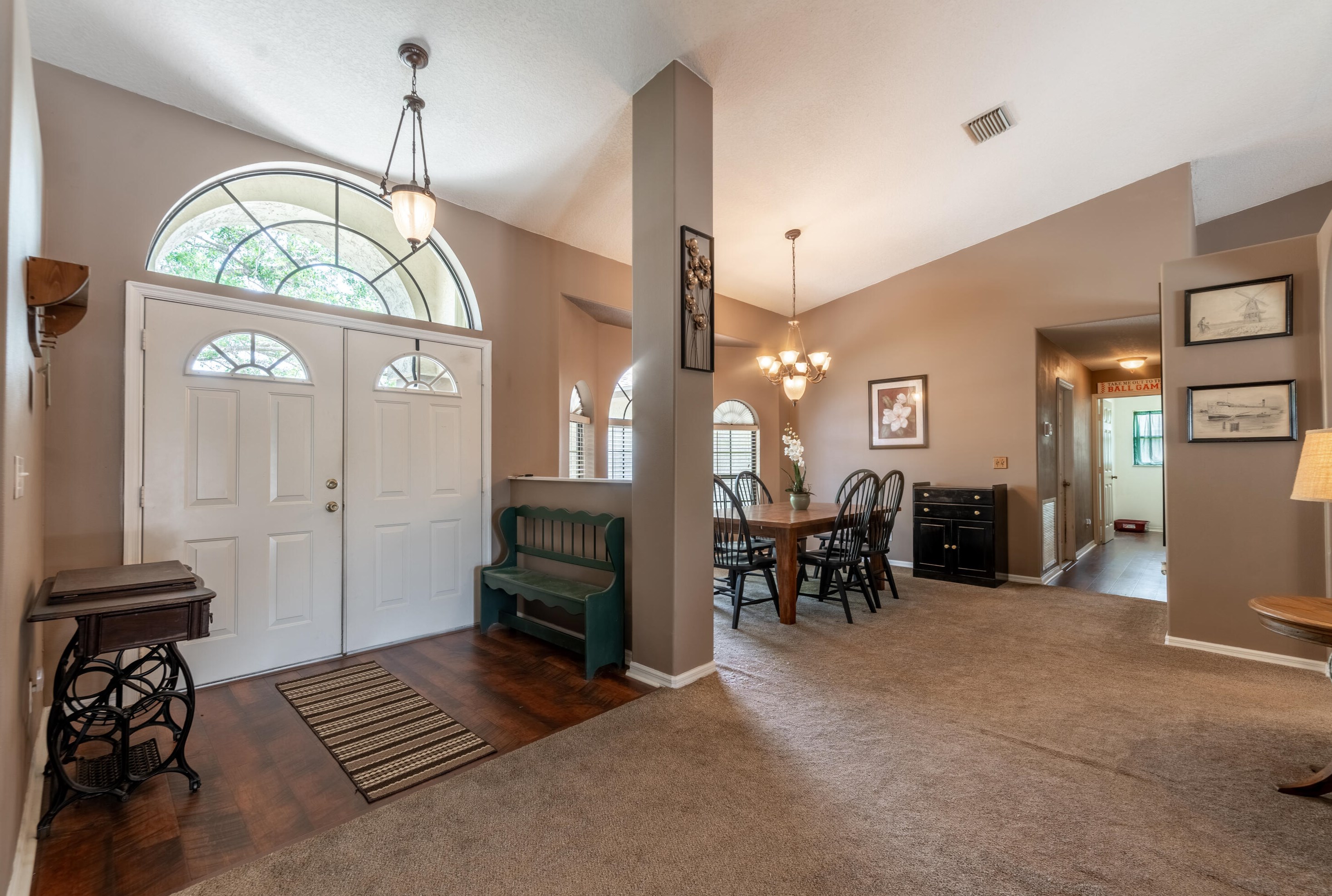 1184 Dorchester St, Fort Pierce FL 34983-2809 exterior