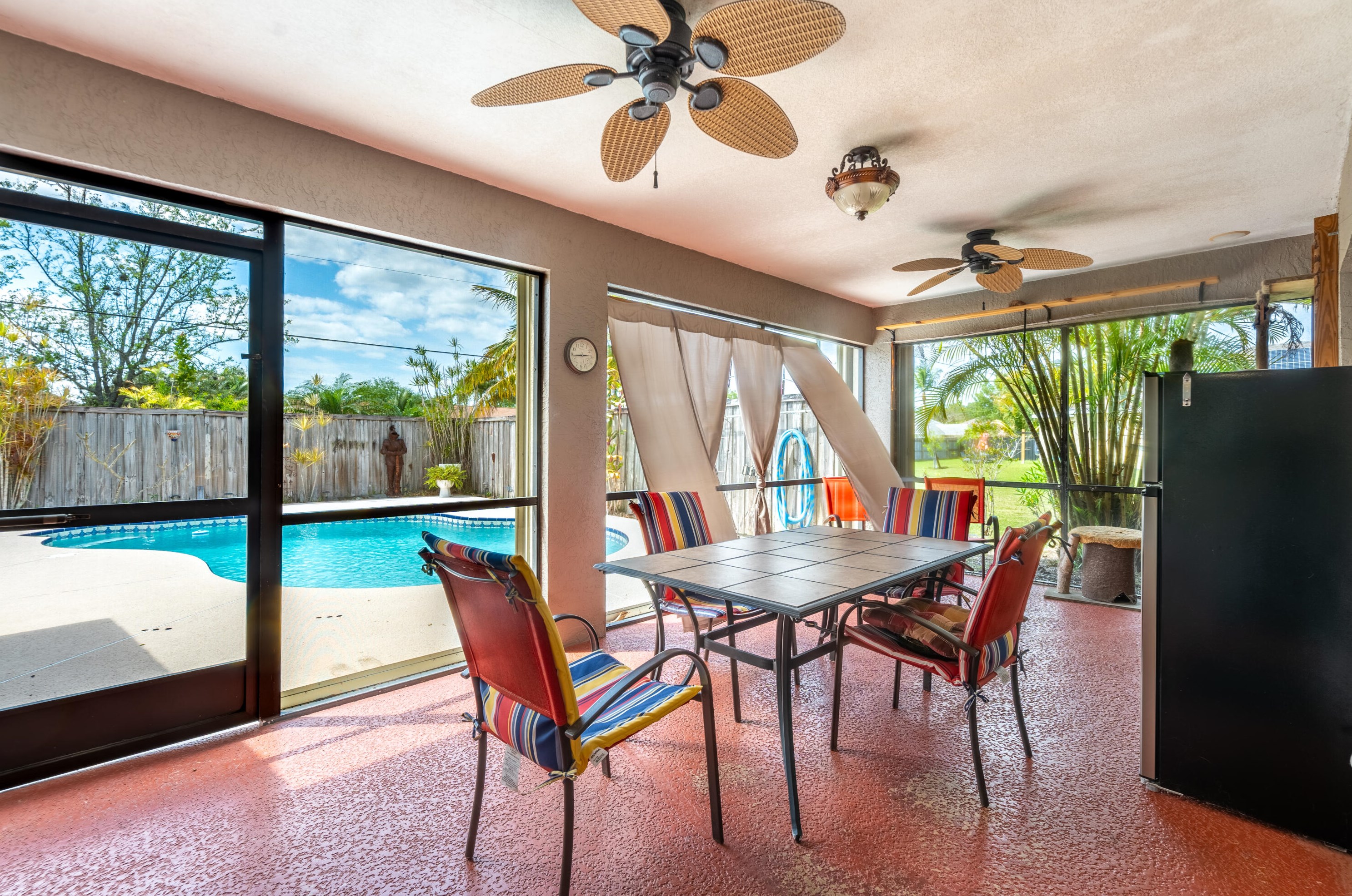 1184 Dorchester St, Fort Pierce FL 34983-2809 exterior