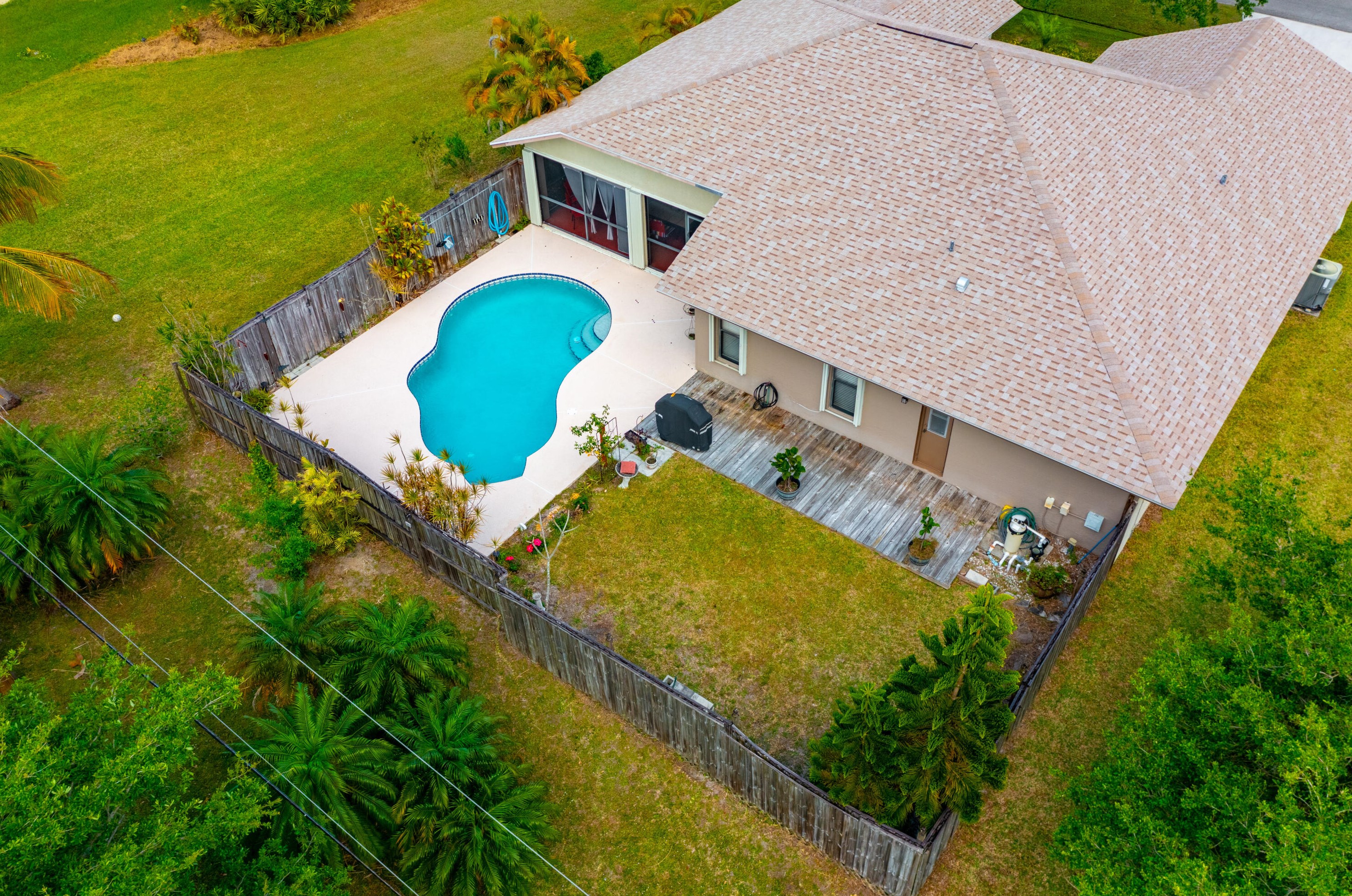 1184 Dorchester St, Fort Pierce FL 34983-2809 exterior