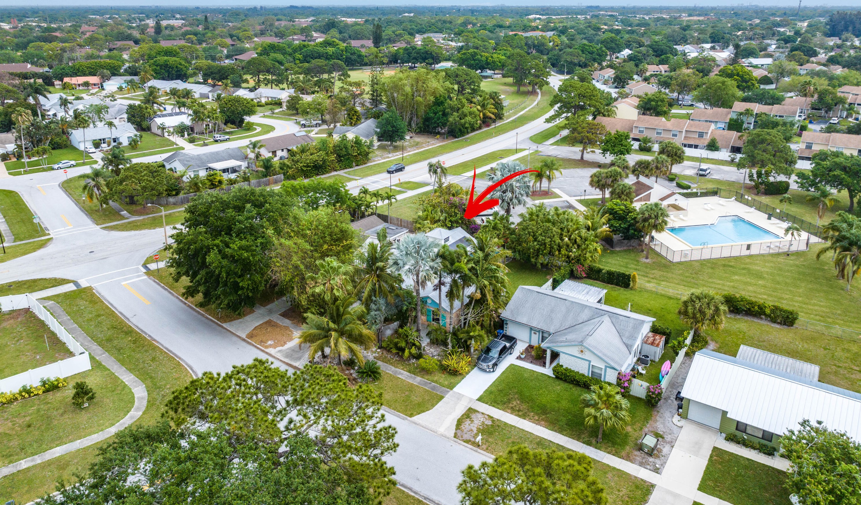165 Lakeside Dr, Jupiter FL  33458-5517 exterior