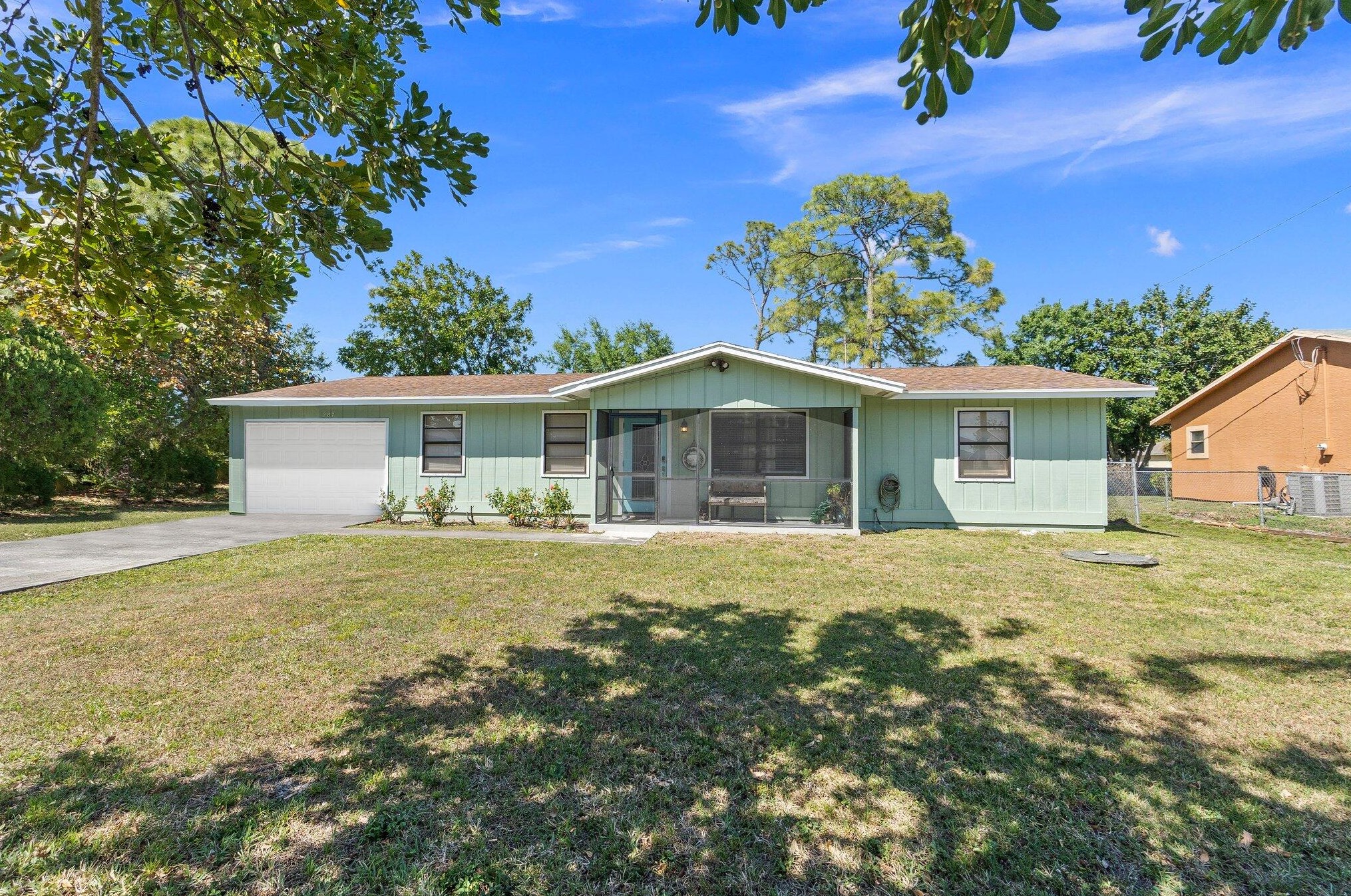 287 Moselle Ave, Fort Pierce FL 34984-5027 exterior