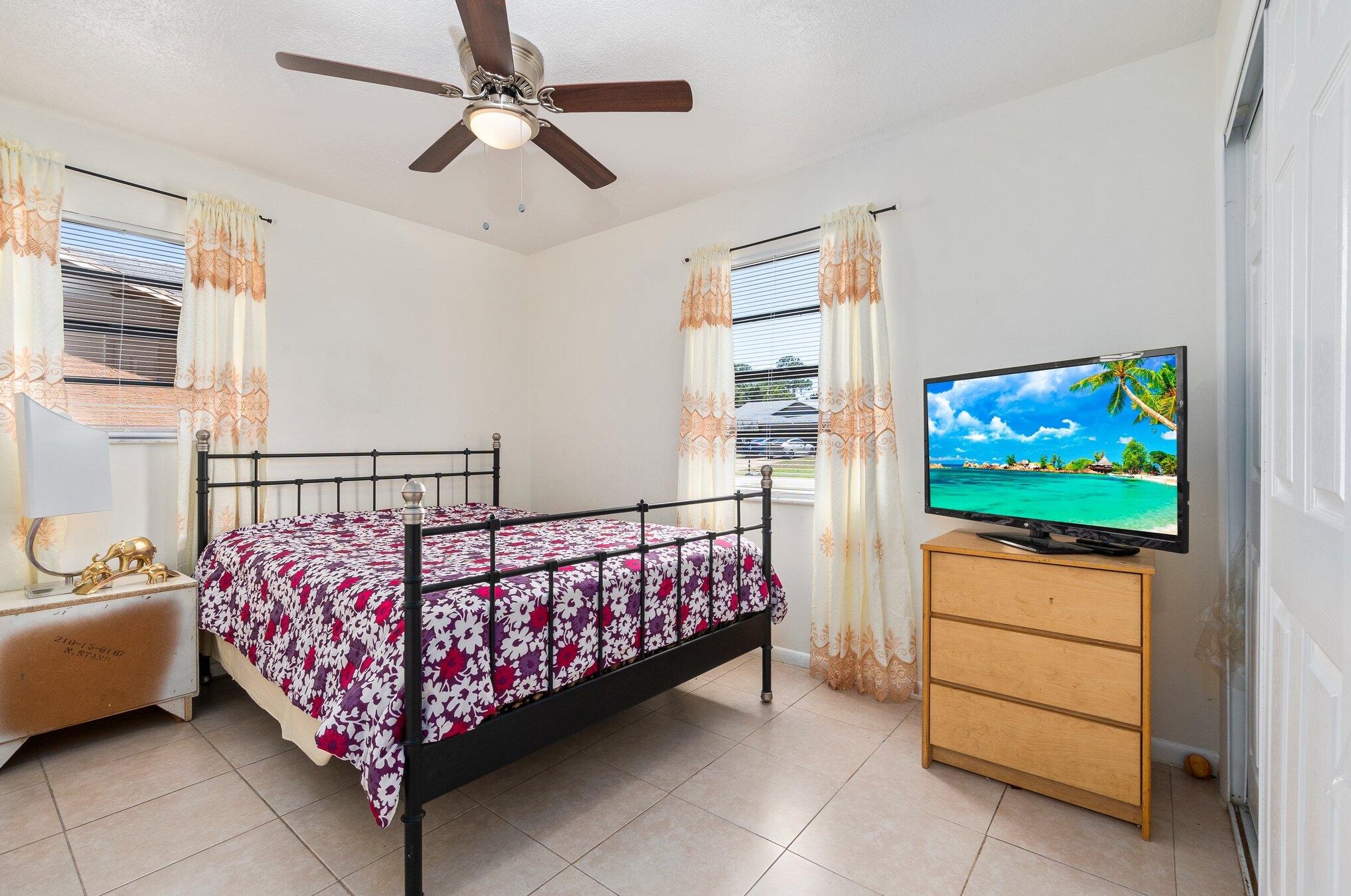 287 Moselle Ave, Fort Pierce FL 34984-5027 exterior