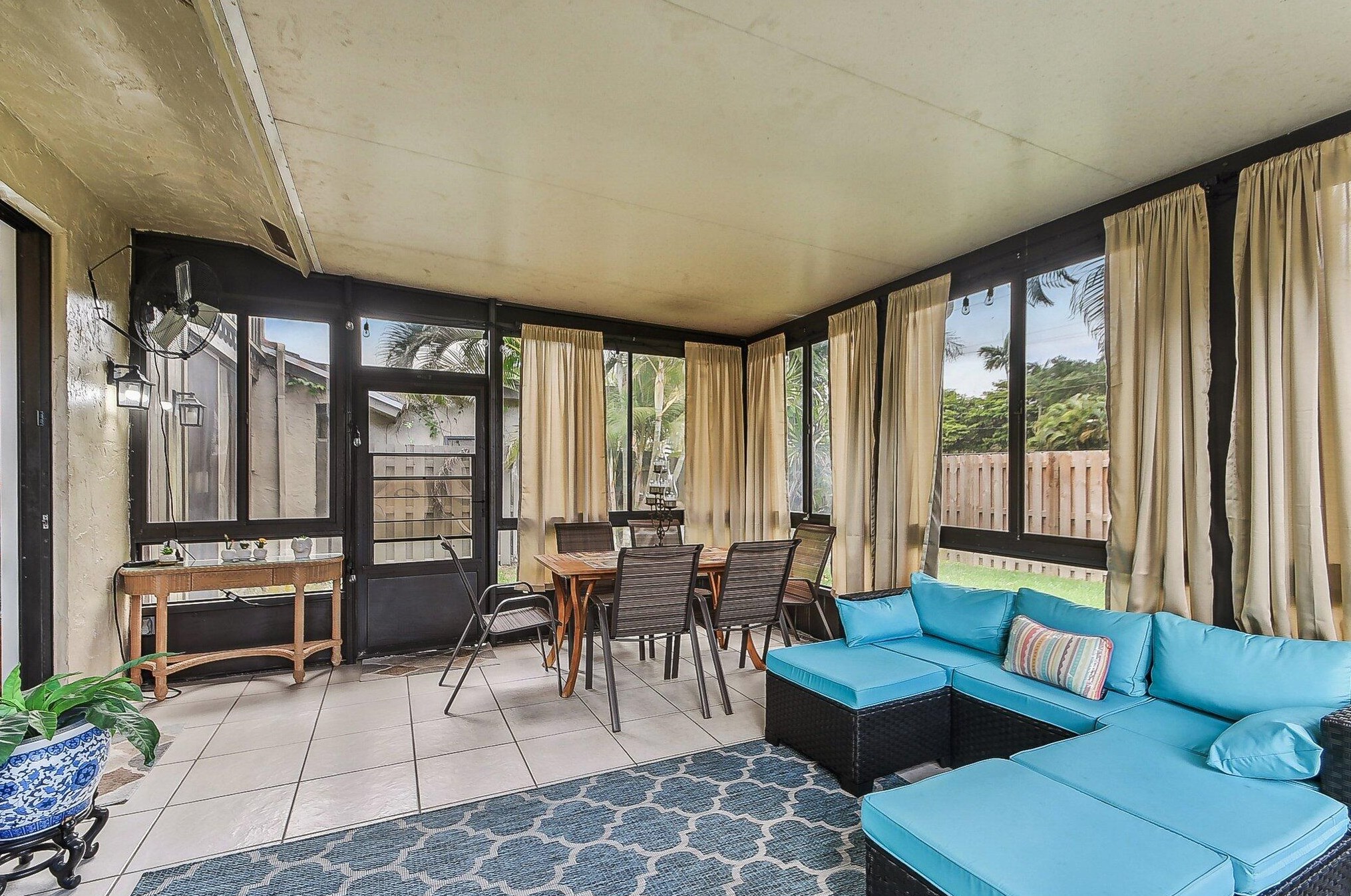 11063 Oakdale Rd, Boynton Beach FL 33437-1637 exterior