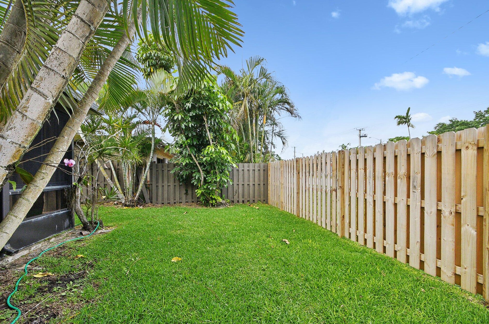 11063 Oakdale Rd, Boynton Beach FL 33437-1637 exterior