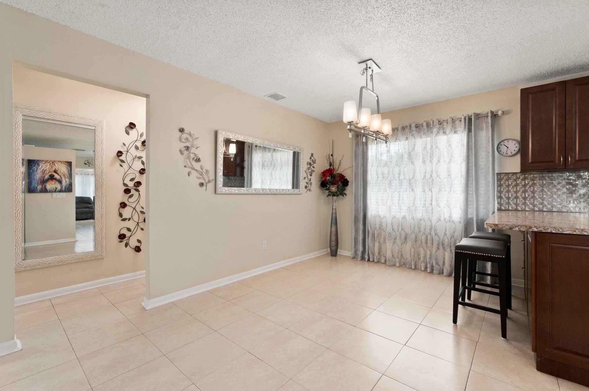 422 Sansom Ln, Fort Pierce FL 34953-2960 exterior