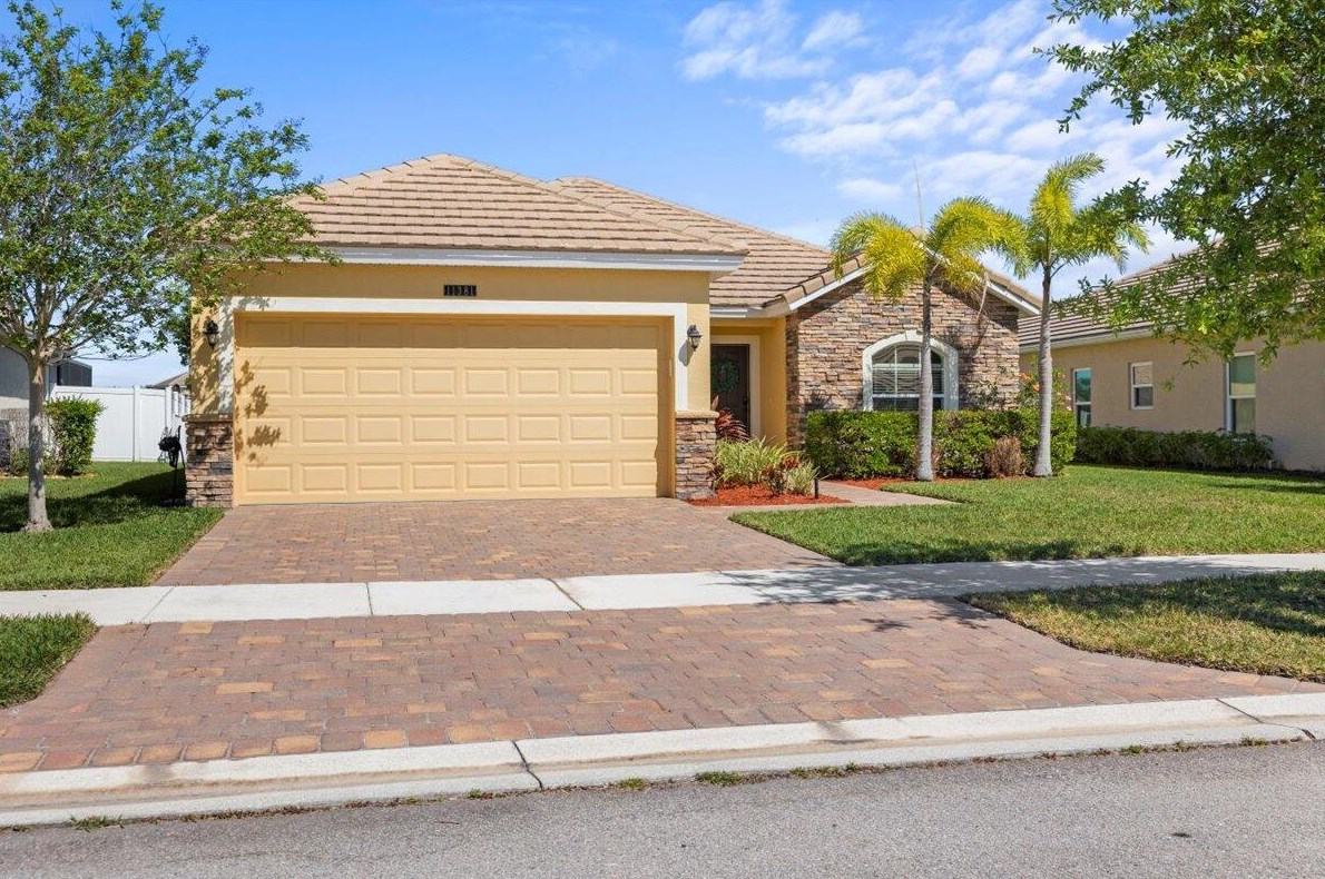 11381 Halton St, Fort Pierce FL  34987-2900 exterior