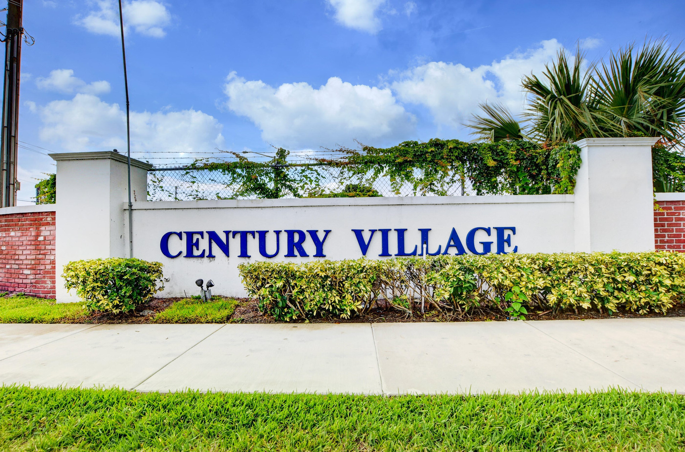 47 Andover B, West Palm Beach FL  33417-2644 exterior