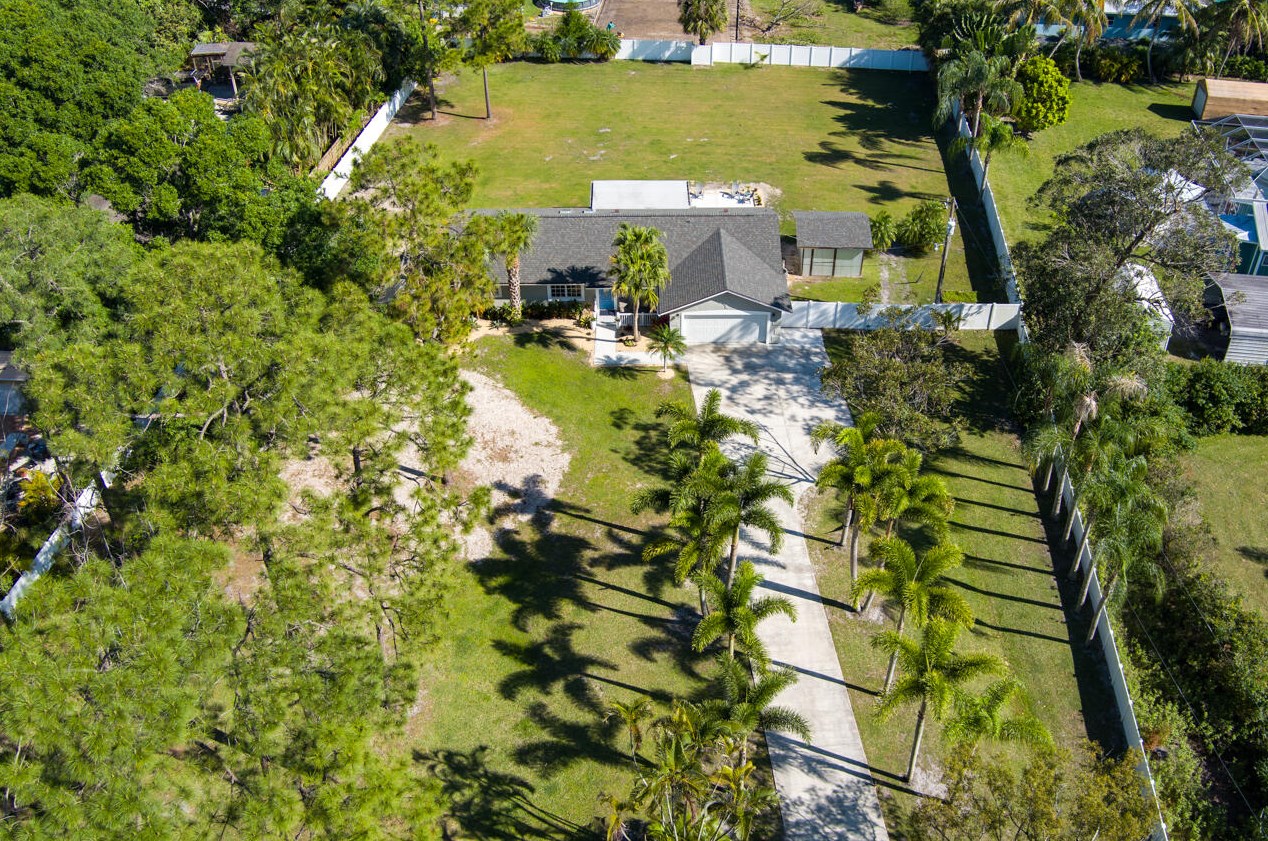 12567 175th Rd, Jupiter FL  33478-4621 exterior