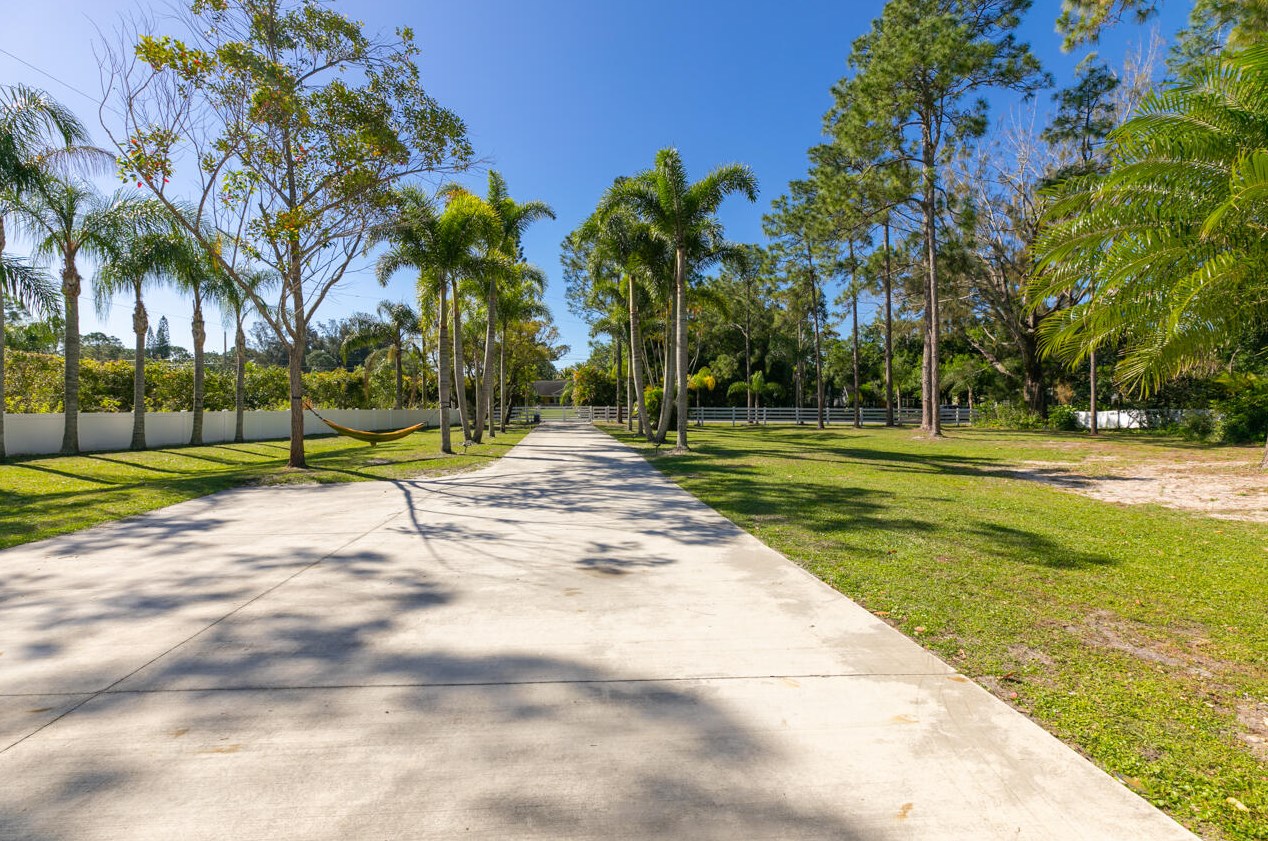 12567 175th Rd, Jupiter FL  33478-4621 exterior