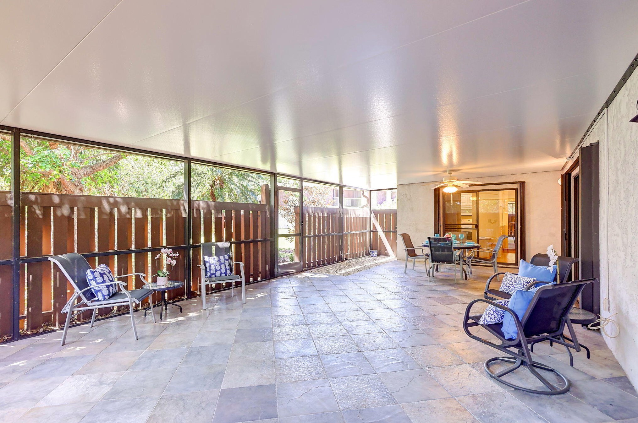 2901 Round Table Dr, Fort Pierce FL  34952-6794 exterior