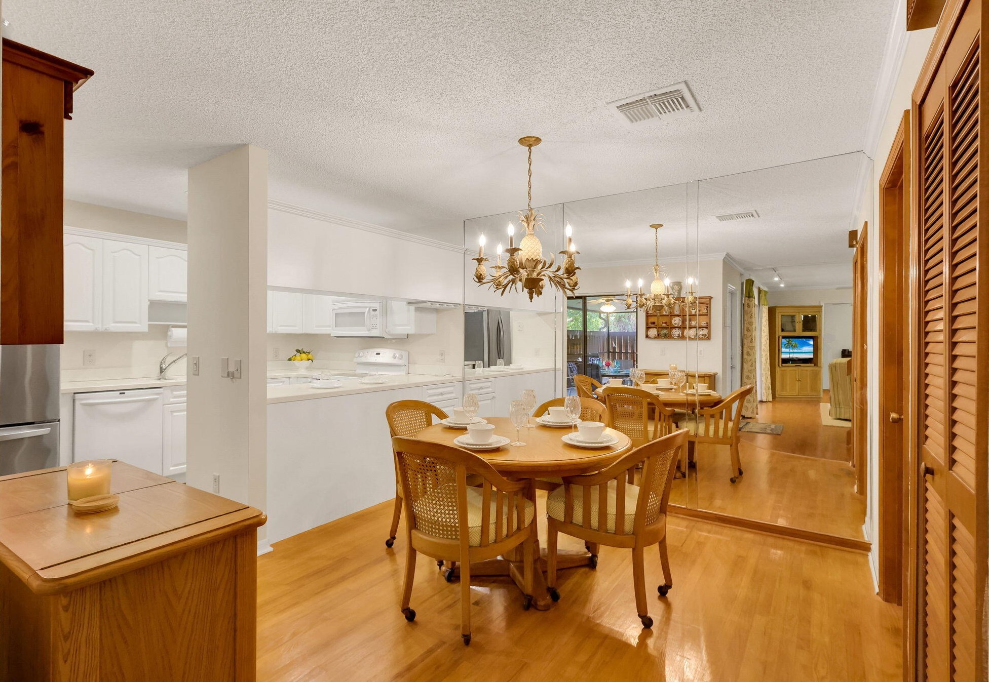 2901 Round Table Dr, Fort Pierce FL  34952-6794 exterior