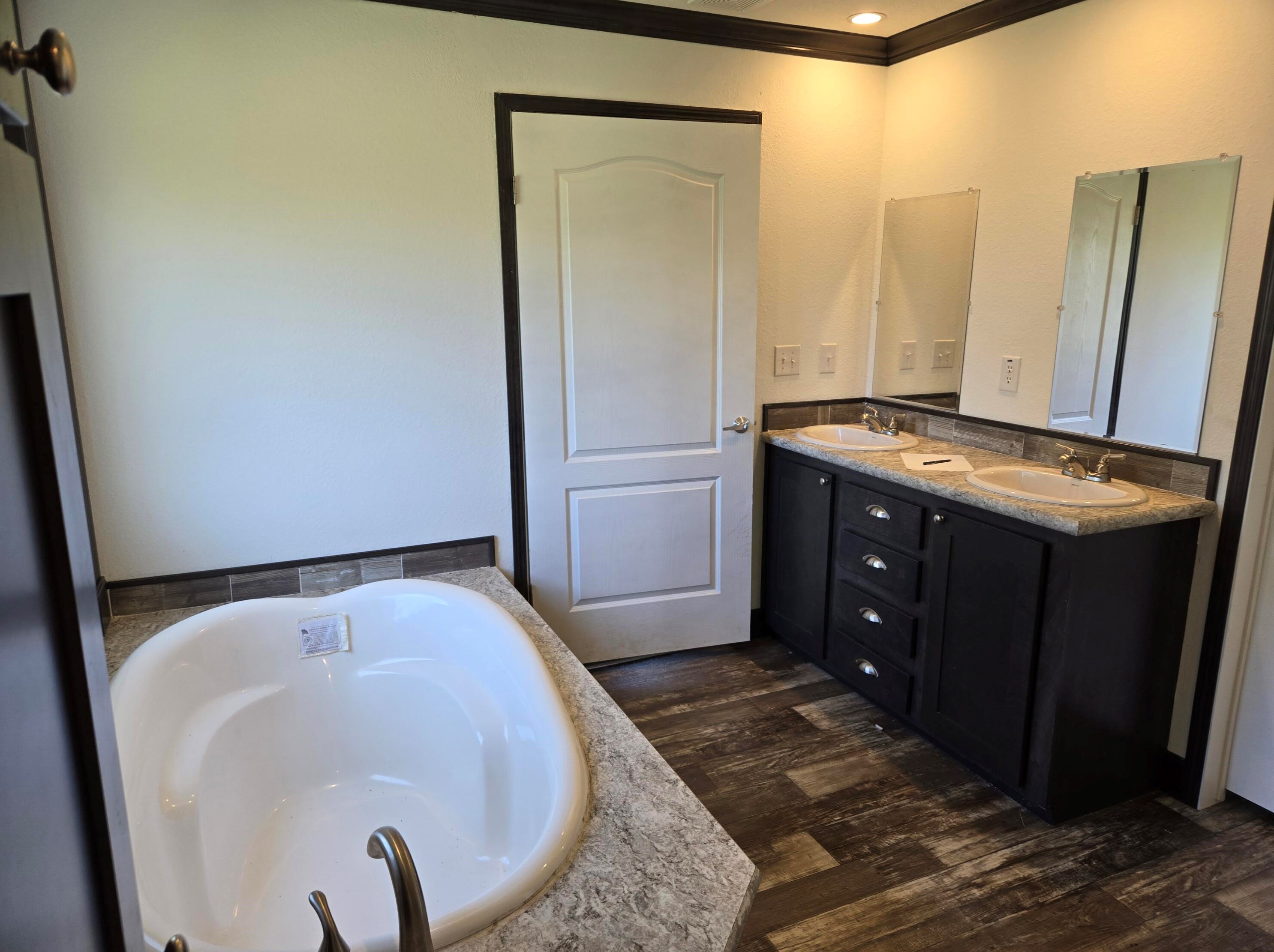 39901 24 Dr, Okeechobee FL 34972-4237 exterior