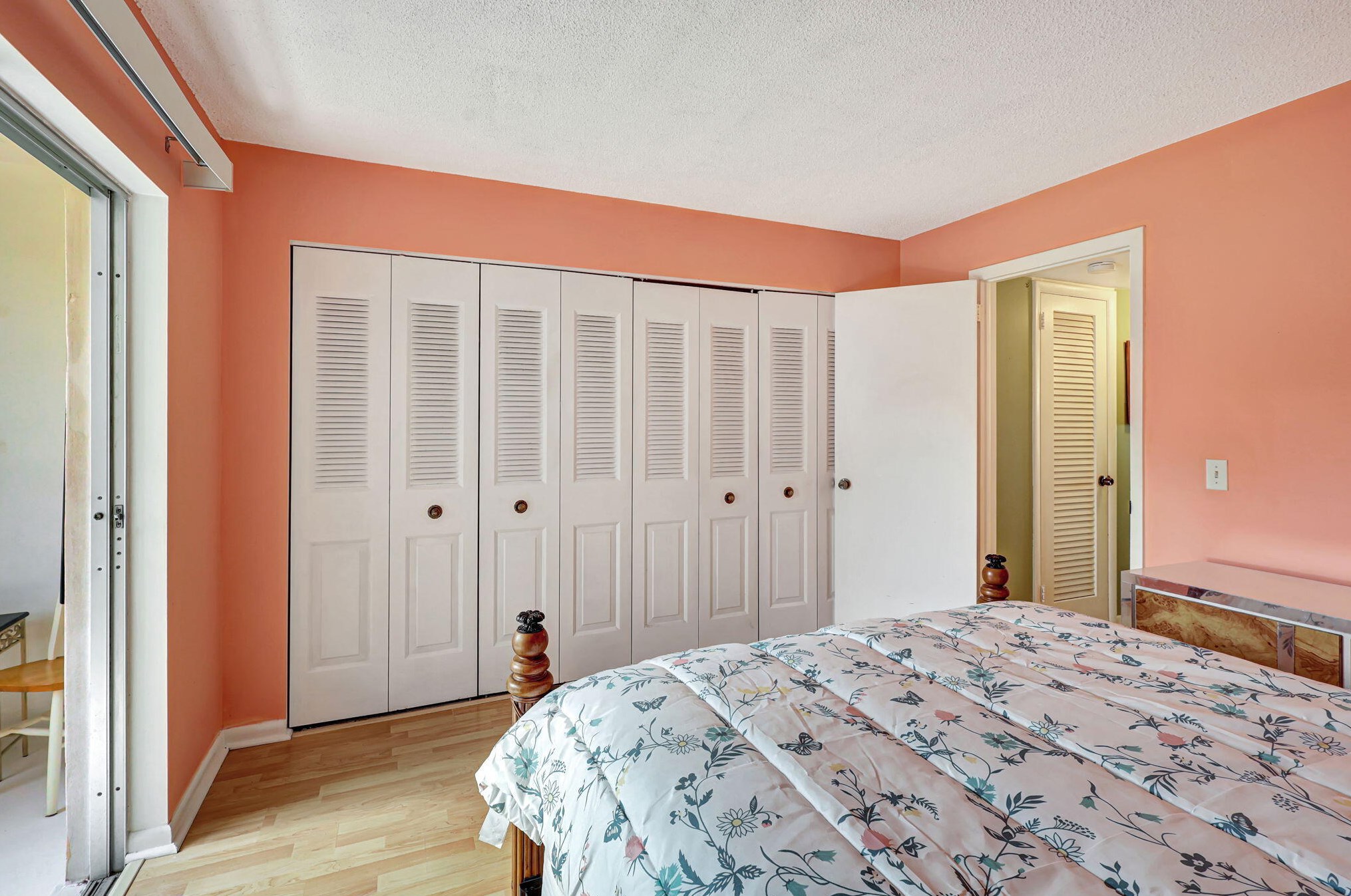 103 Sheffield, West Palm Beach FL  33417-1528 exterior