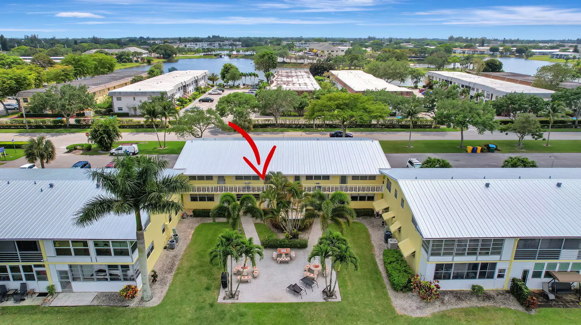103 Sheffield, West Palm Beach FL  33417-1528 exterior
