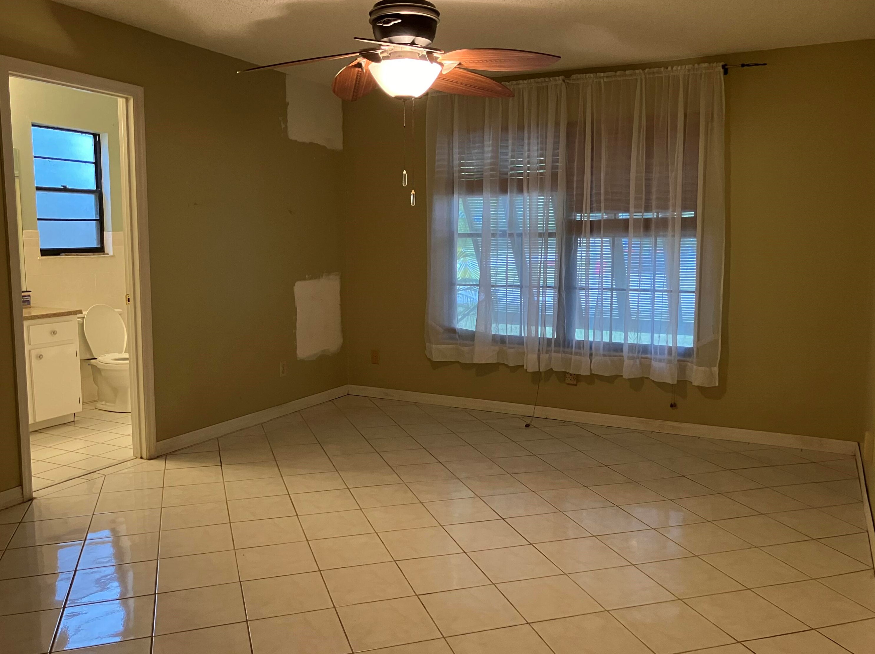 8925 22nd St, Vero Beach FL  32966-5097 exterior