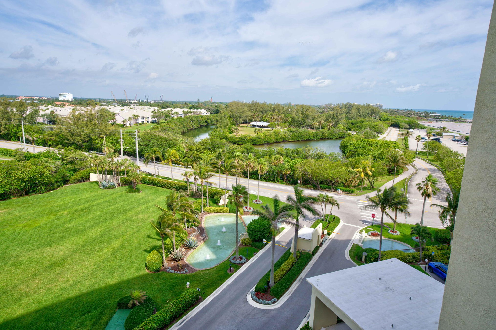 400 Ocean Trail Way, Jupiter FL  33477-5523 exterior